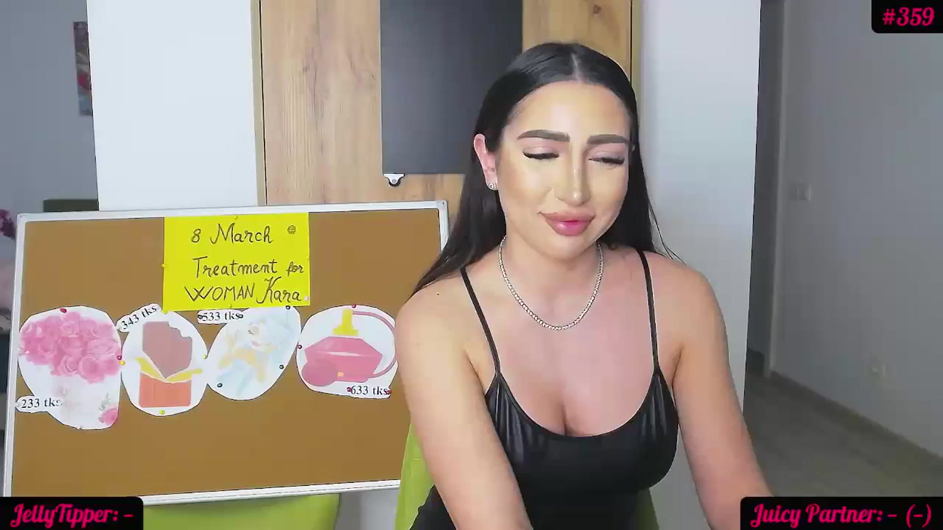 Gallery image thumbnail from JuicyJelly_'s myfreecams stream on, 03/09/2024, 16:17 image 9 of 20