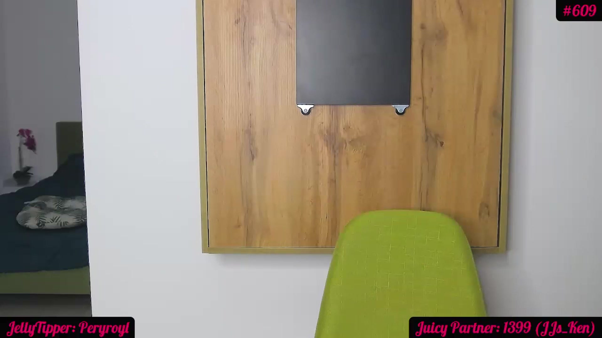 Gallery image thumbnail from JuicyJelly_'s myfreecams stream on, 03/21/2024, 18:59 image 8 of 20