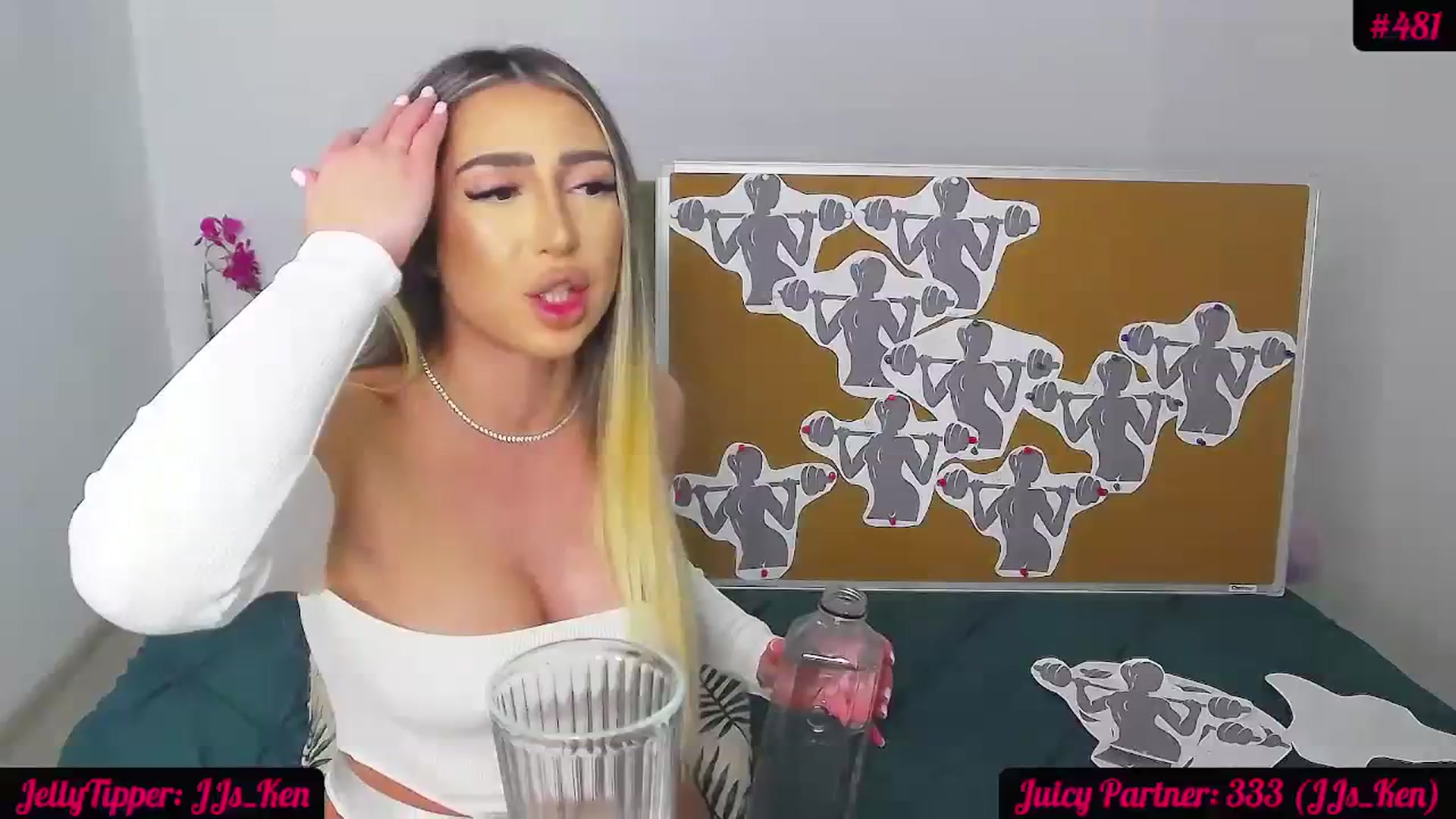 Gallery image thumbnail from JuicyJelly_'s myfreecams stream on, 03/29/2024, 18:07 image 1 of 20