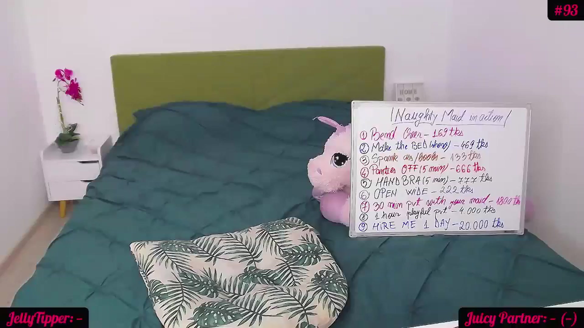 Gallery image thumbnail from JuicyJelly_'s myfreecams stream on, 04/15/2024, 16:22 image 4 of 20