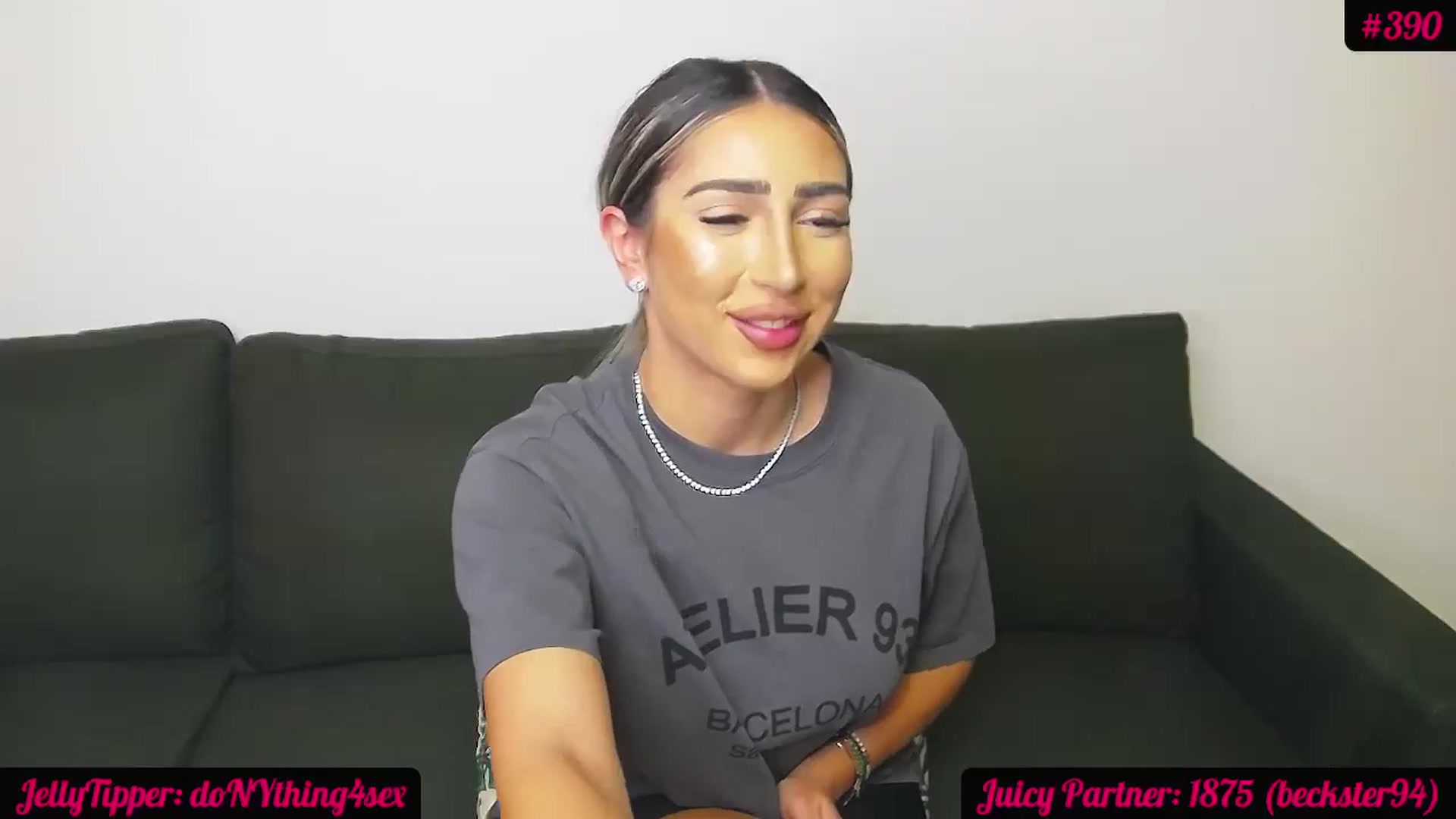 Gallery image thumbnail from JuicyJelly_'s myfreecams stream on, 05/21/2024, 19:51 image 11 of 20
