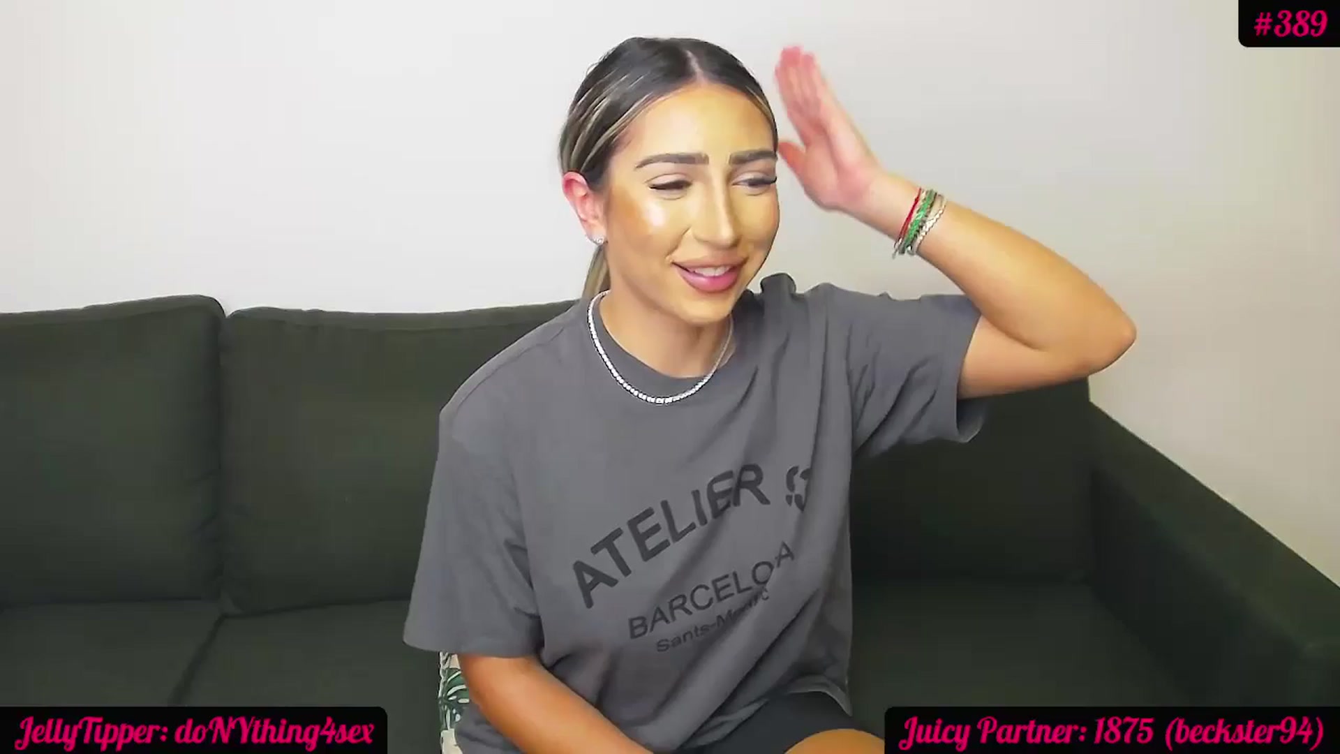 Gallery image thumbnail from JuicyJelly_'s myfreecams stream on, 05/21/2024, 19:51 image 4 of 20