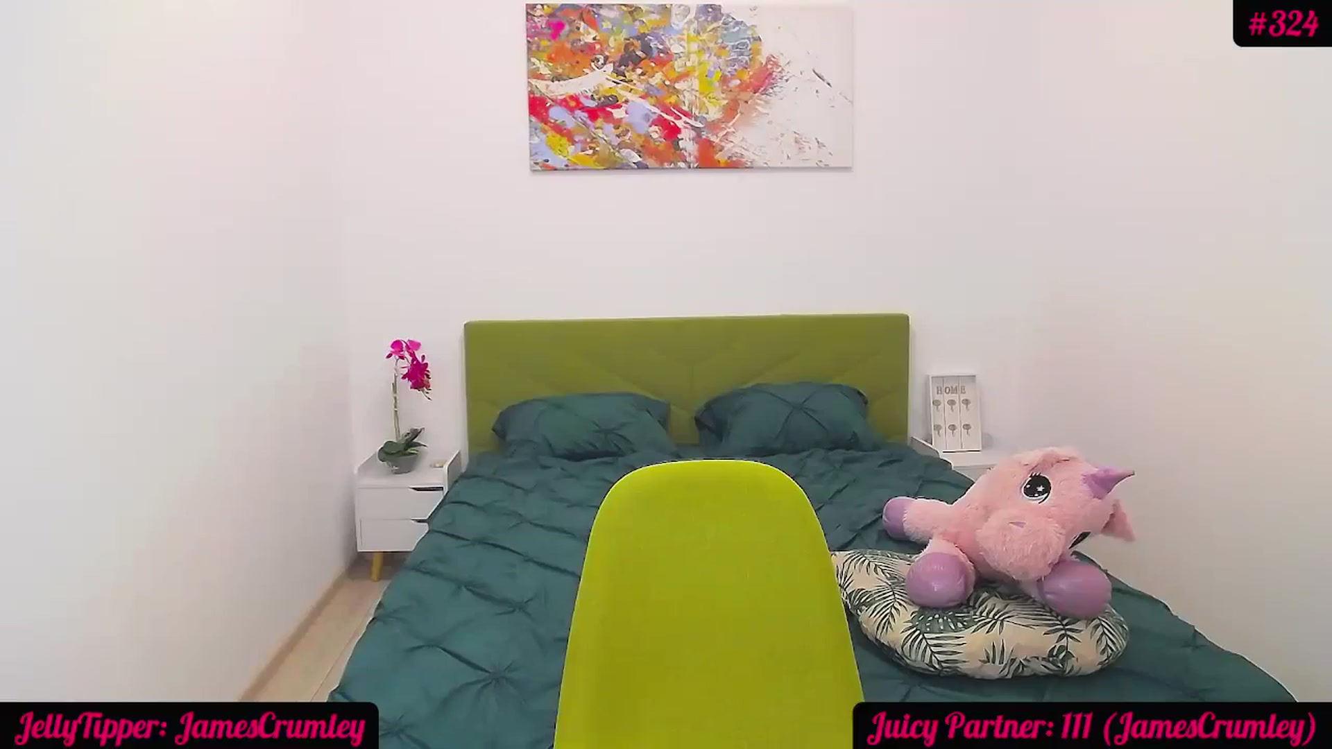 Gallery image thumbnail from JuicyJelly_'s myfreecams stream on, 05/29/2024, 18:19 image 15 of 20
