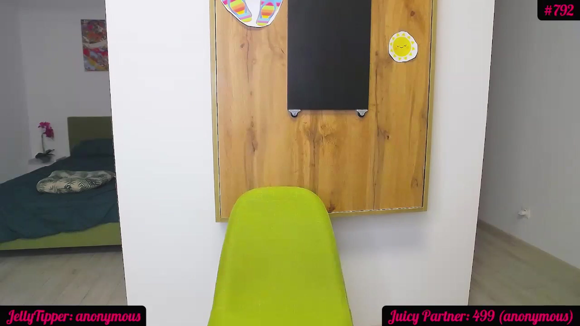 Gallery image thumbnail from JuicyJelly_'s myfreecams stream on, 06/15/2024, 19:47 image 18 of 20