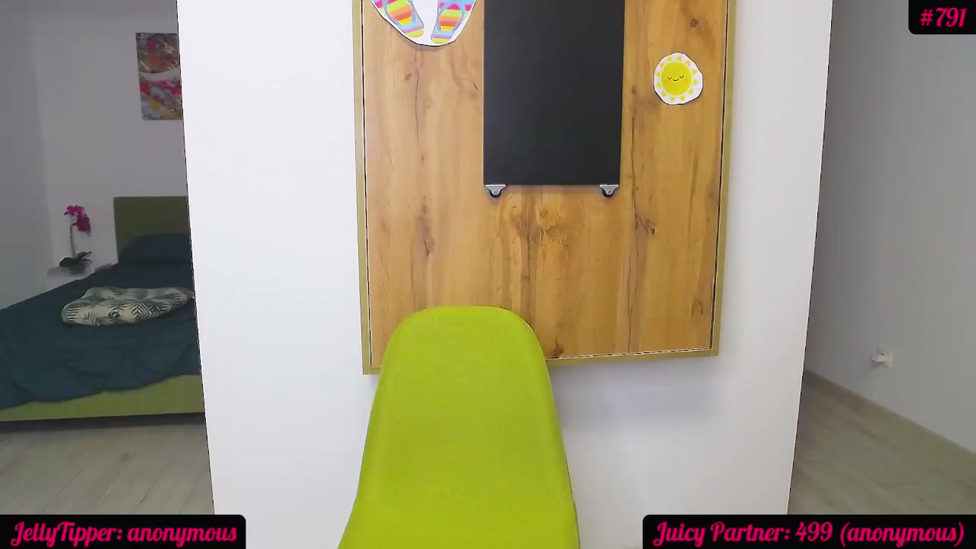 Gallery image thumbnail from JuicyJelly_'s myfreecams stream on, 06/15/2024, 19:47 image 4 of 20