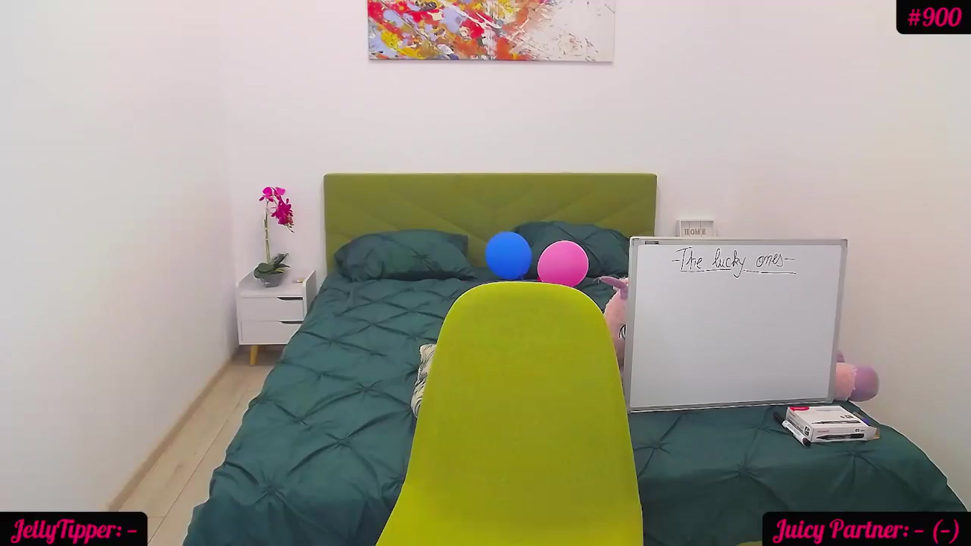 Gallery image thumbnail from JuicyJelly_'s myfreecams stream on, 06/18/2024, 16:12 image 16 of 20
