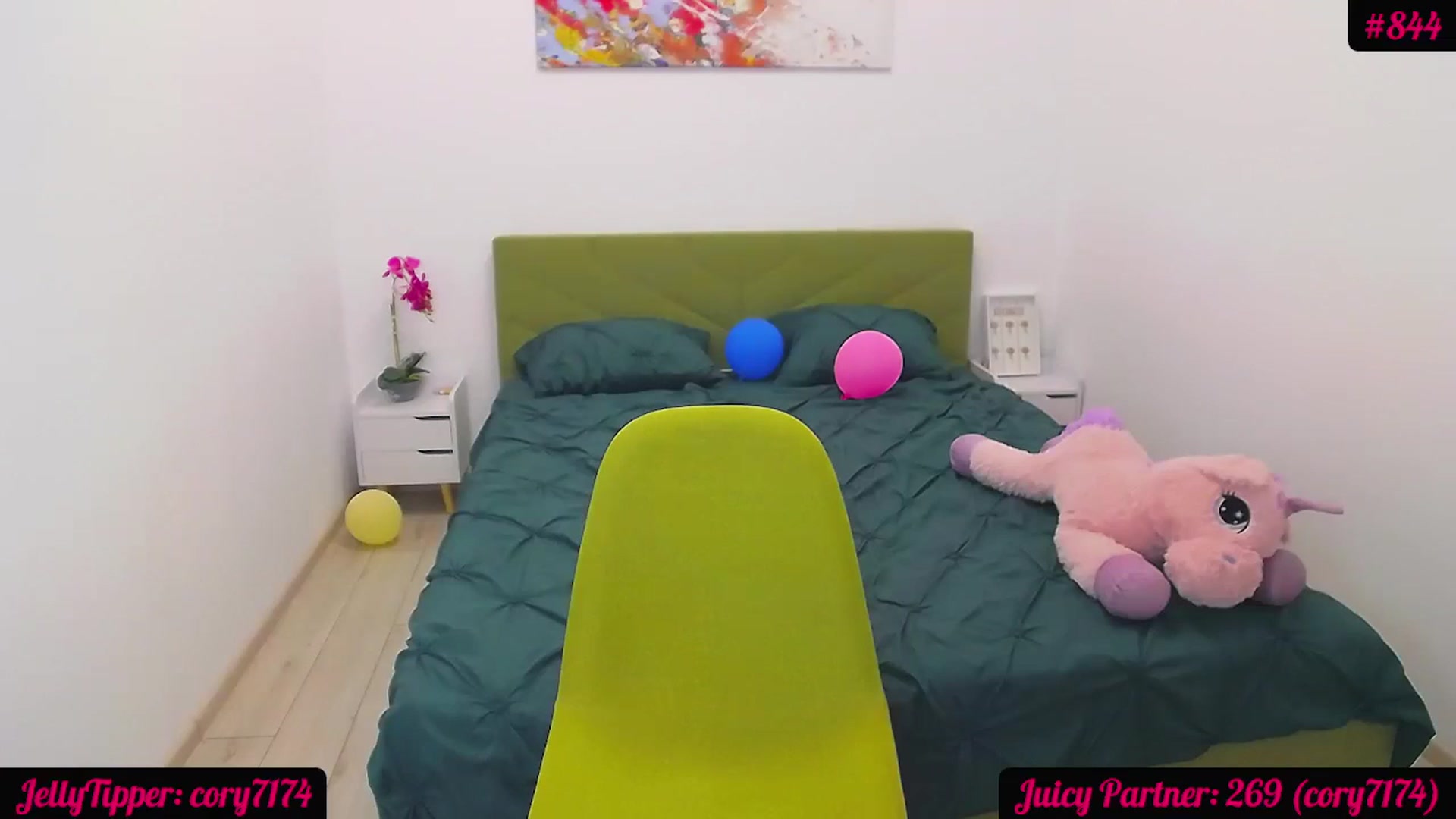 Gallery image thumbnail from JuicyJelly_'s myfreecams stream on, 07/01/2024, 16:46 image 10 of 20