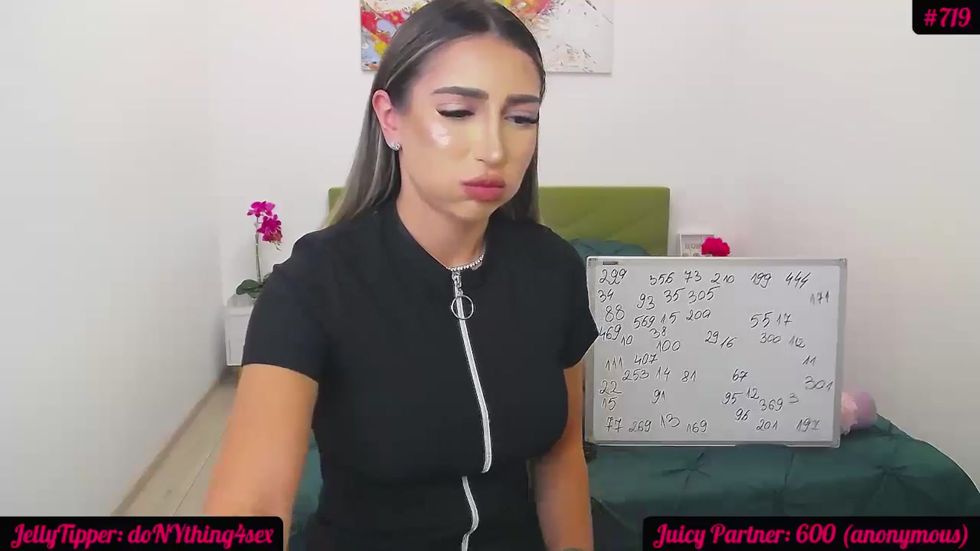 Gallery image thumbnail from JuicyJelly_'s myfreecams stream on, 07/06/2024, 17:08 image 18 of 20