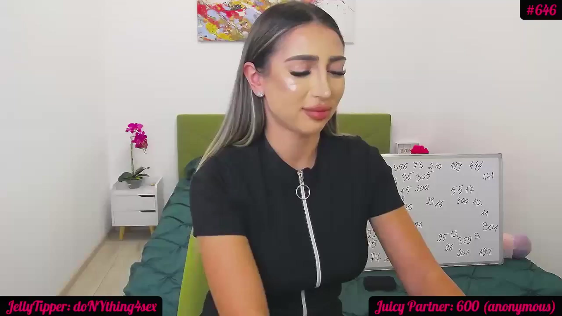 Gallery image thumbnail from JuicyJelly_'s myfreecams stream on, 07/06/2024, 17:47 image 8 of 20