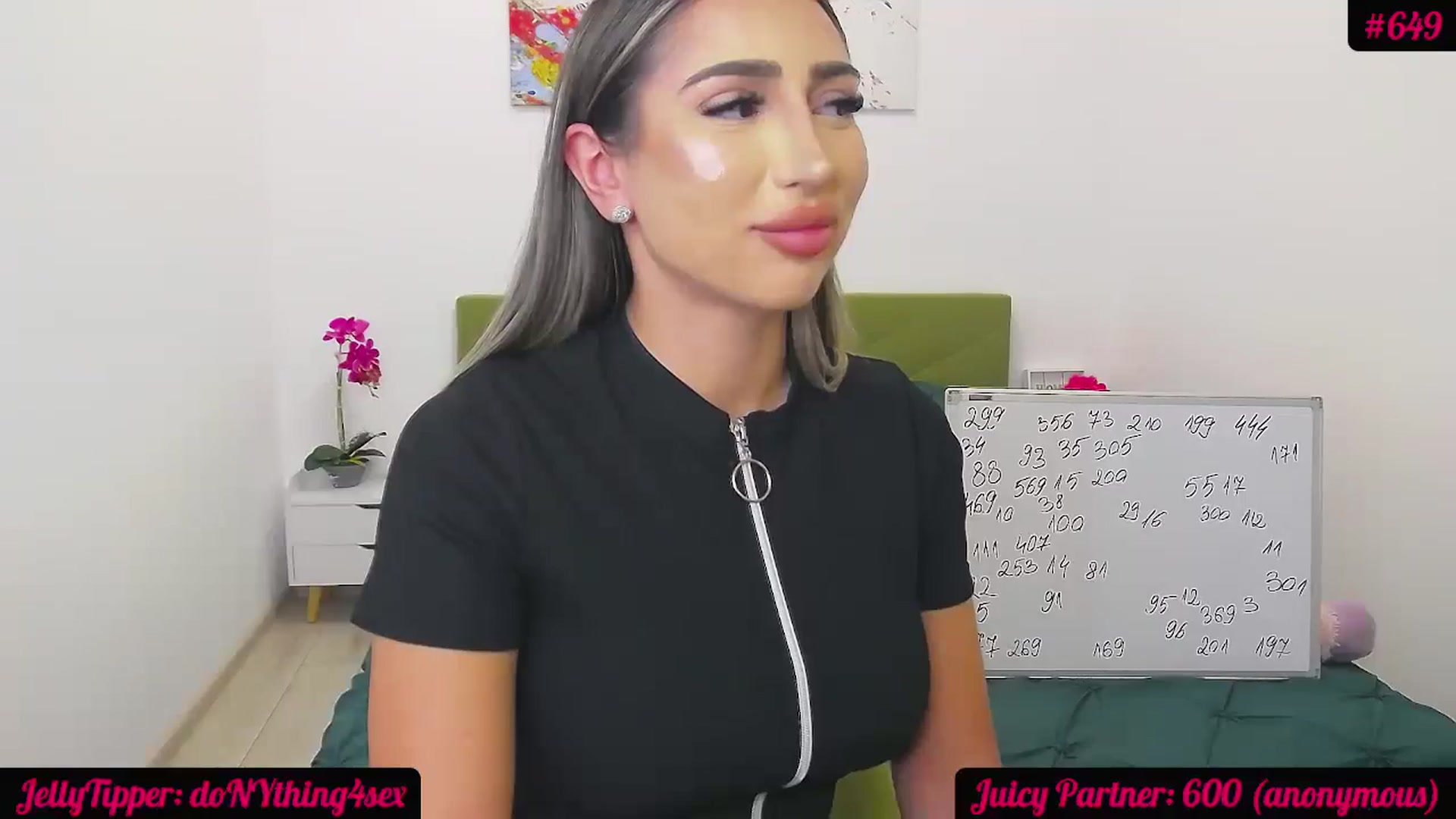 Gallery image thumbnail from JuicyJelly_'s myfreecams stream on, 07/06/2024, 18:46 image 11 of 20