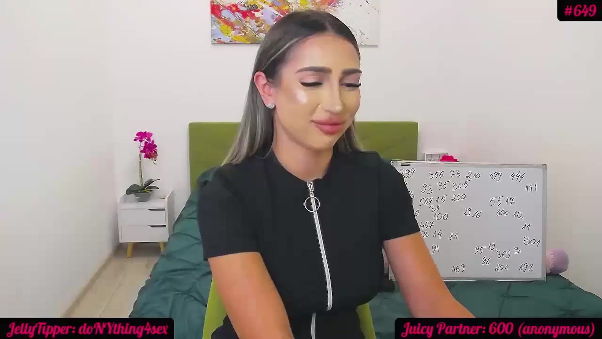 Gallery image thumbnail from JuicyJelly_'s myfreecams stream on, 07/06/2024, 18:46 image 1 of 20