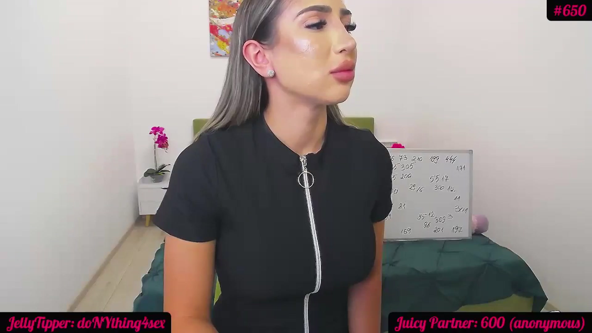 Gallery image thumbnail from JuicyJelly_'s myfreecams stream on, 07/06/2024, 18:46 image 20 of 20