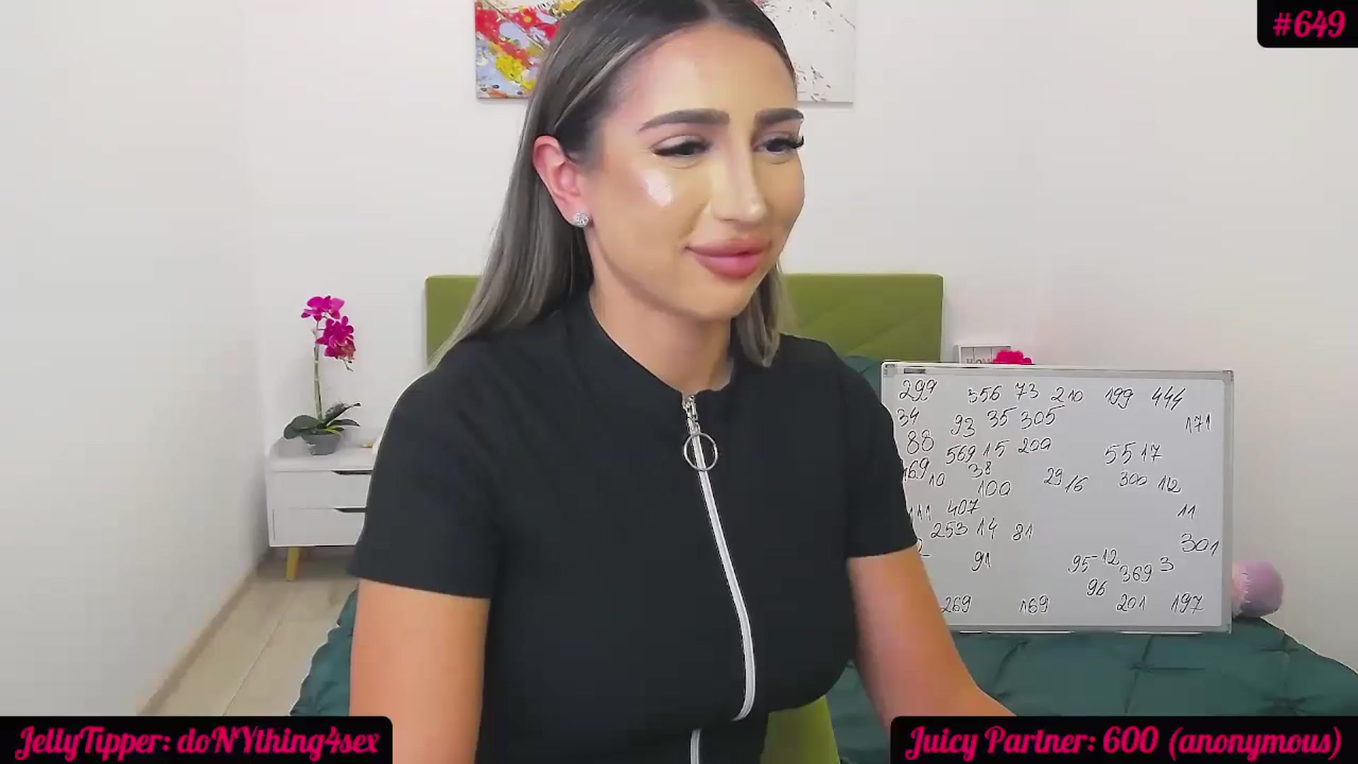 Gallery image thumbnail from JuicyJelly_'s myfreecams stream on, 07/06/2024, 18:46 image 8 of 20