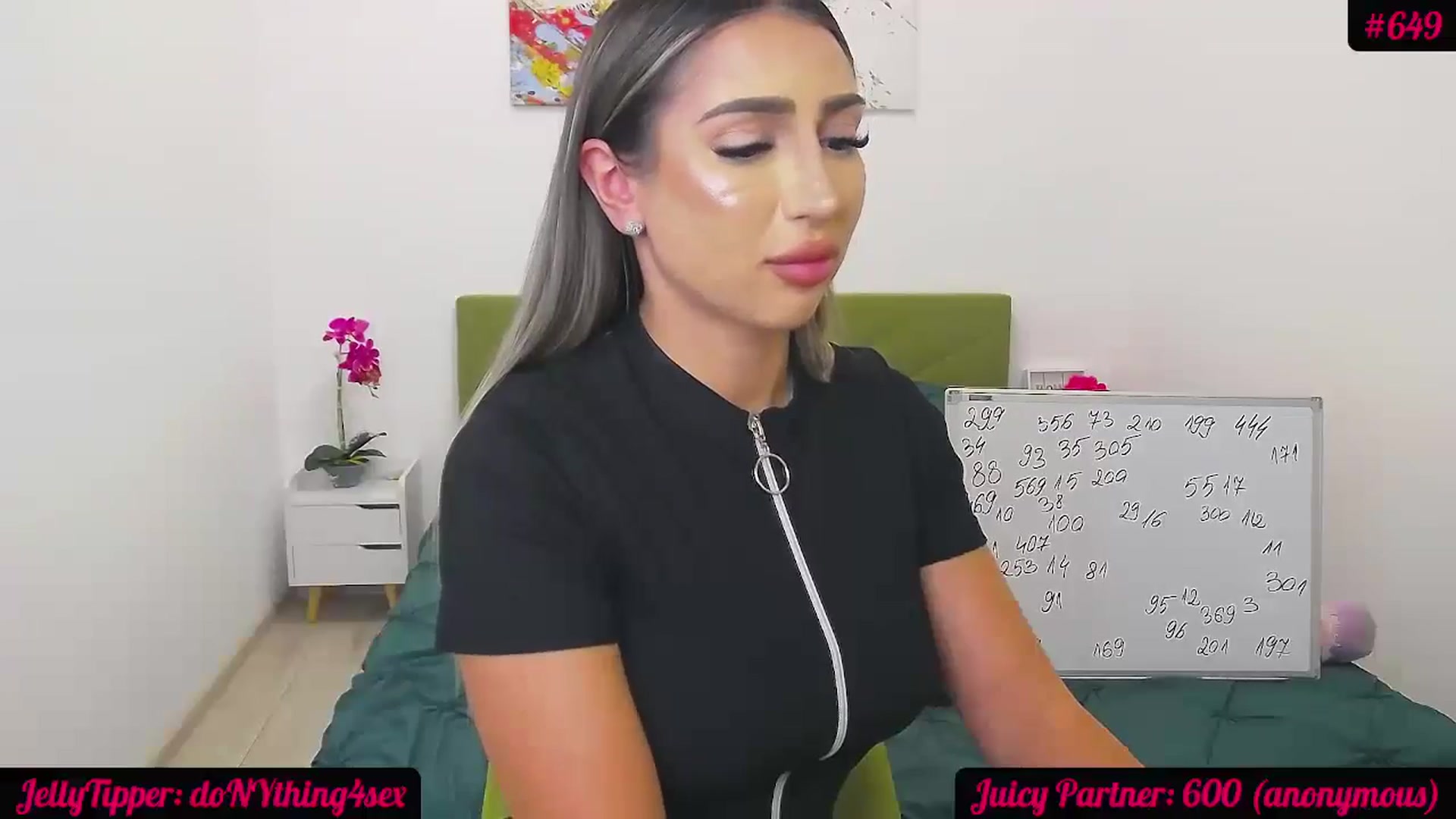 Gallery image thumbnail from JuicyJelly_'s myfreecams stream on, 07/06/2024, 18:46 image 10 of 20