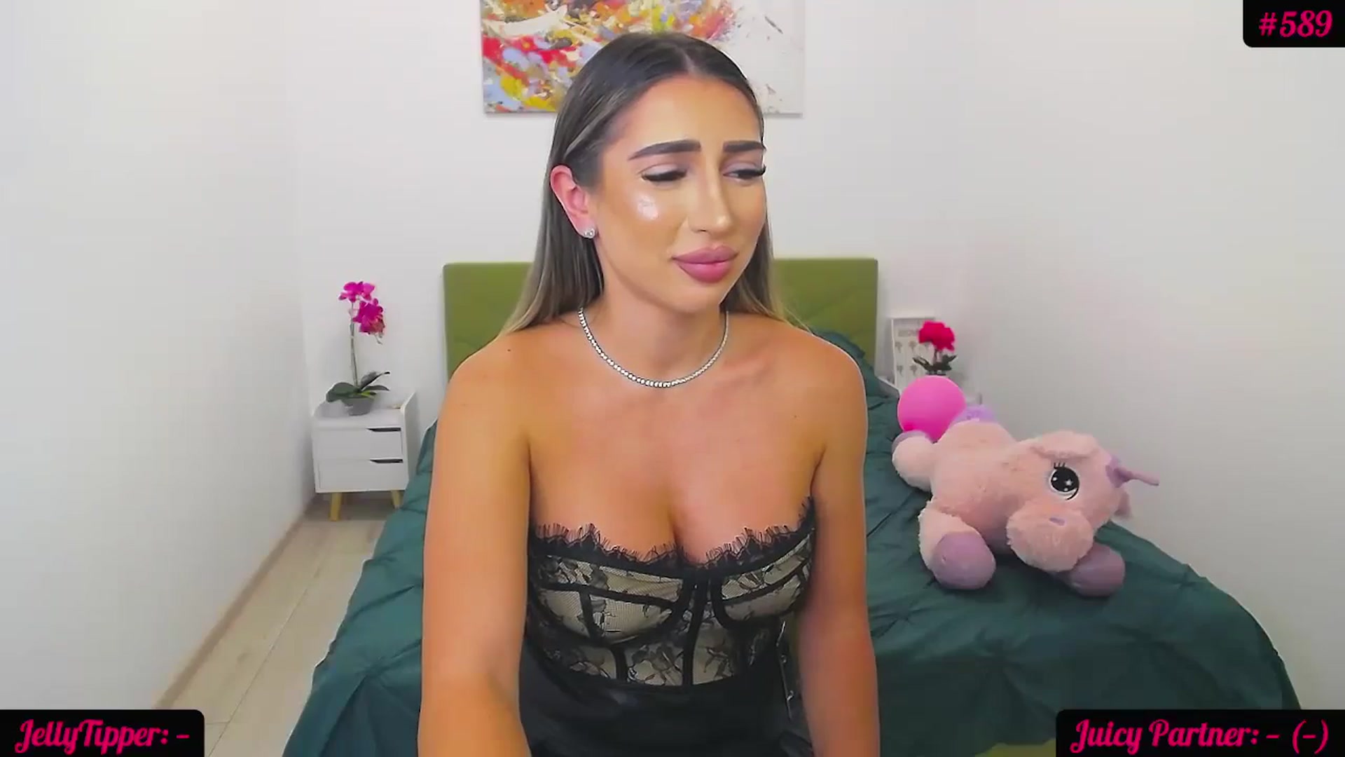 Gallery image thumbnail from JuicyJelly_'s myfreecams stream on, 07/11/2024, 16:20 image 14 of 20