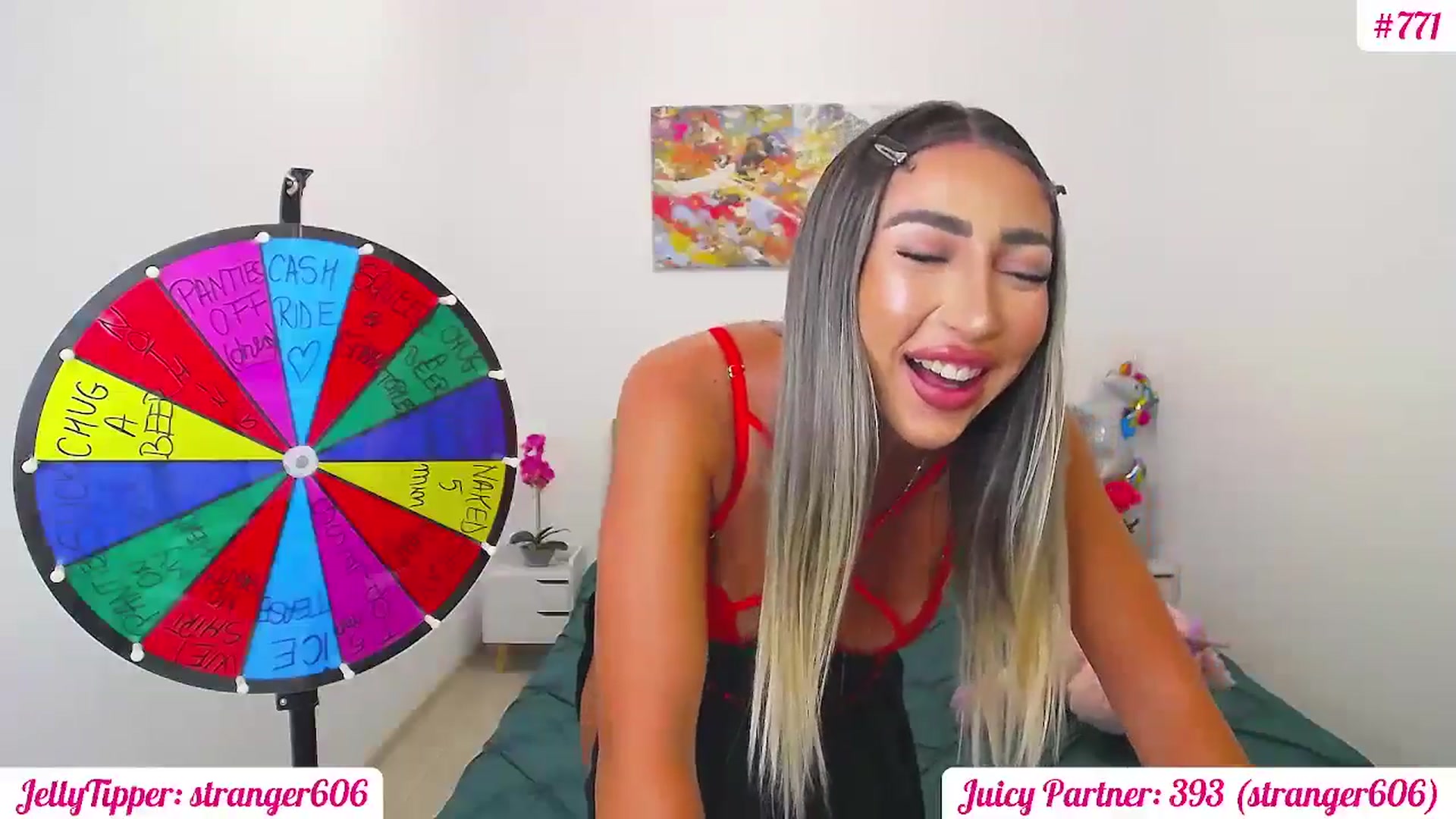 Gallery image thumbnail from JuicyJelly_'s myfreecams stream on, 08/25/2024, 19:20 image 19 of 20