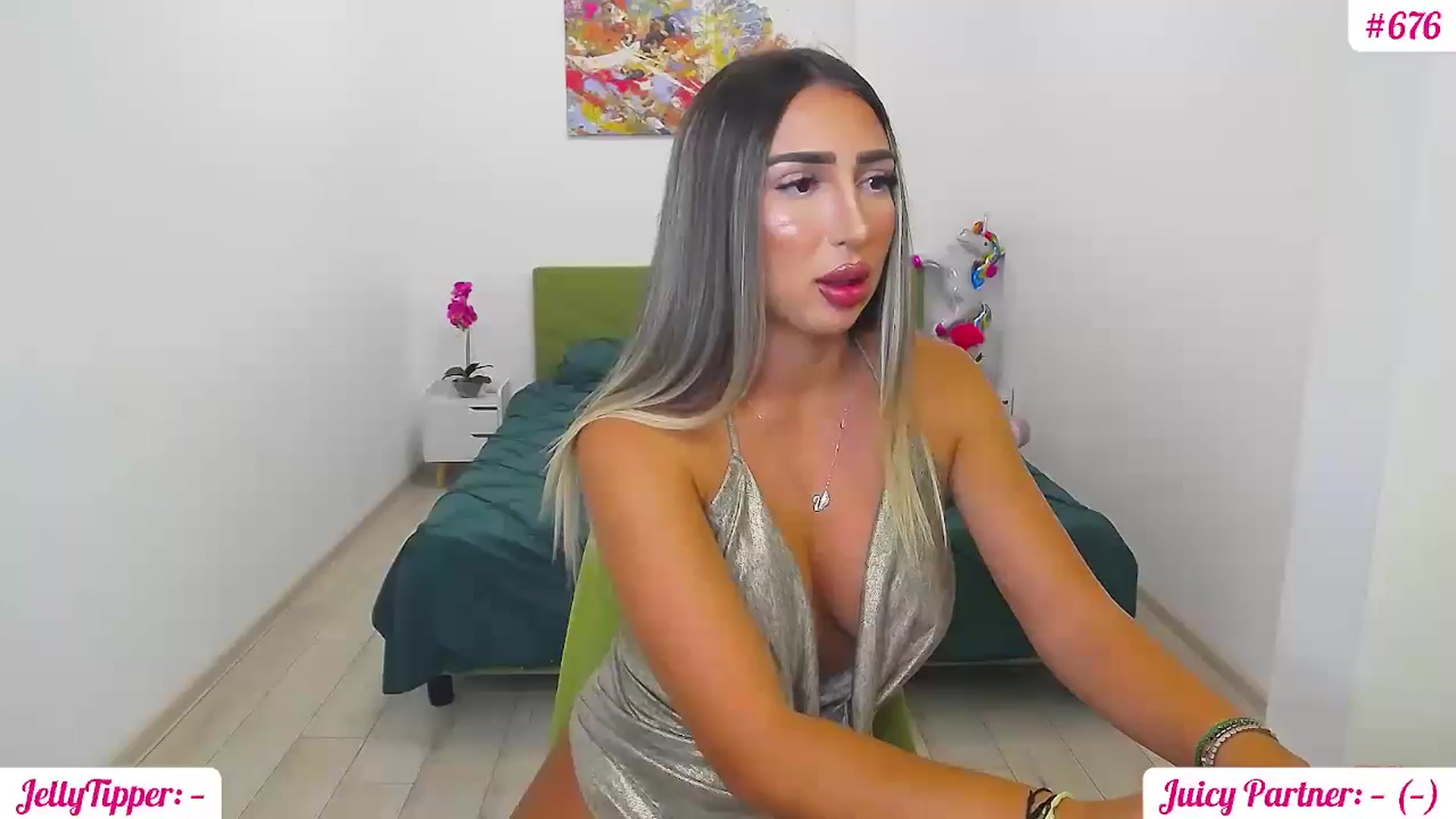 Gallery image thumbnail from JuicyJelly_'s myfreecams stream on, 08/31/2024, 17:57 image 1 of 20