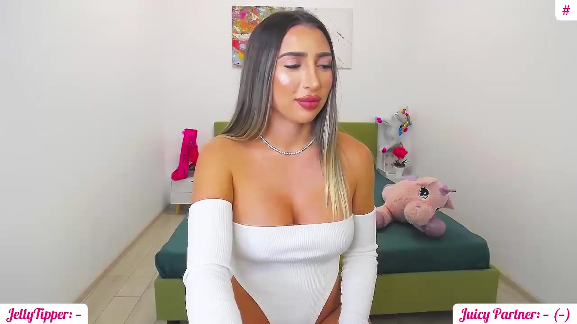 Gallery image thumbnail from JuicyJelly_'s myfreecams stream on, 10/02/2024, 15:52 image 14 of 20