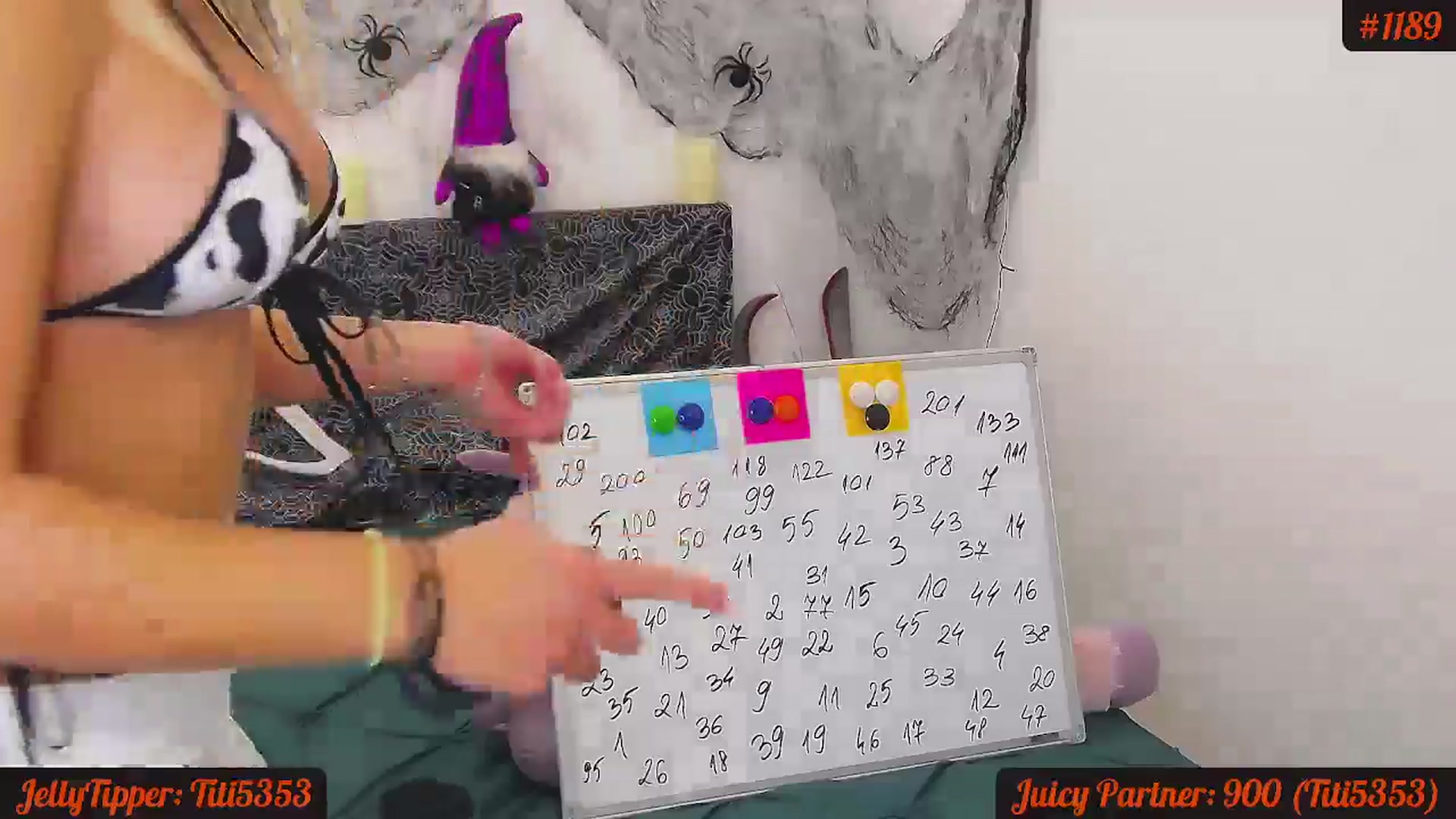 Gallery image thumbnail from JuicyJelly_'s myfreecams stream on, 10/28/2024, 17:56 image 5 of 20