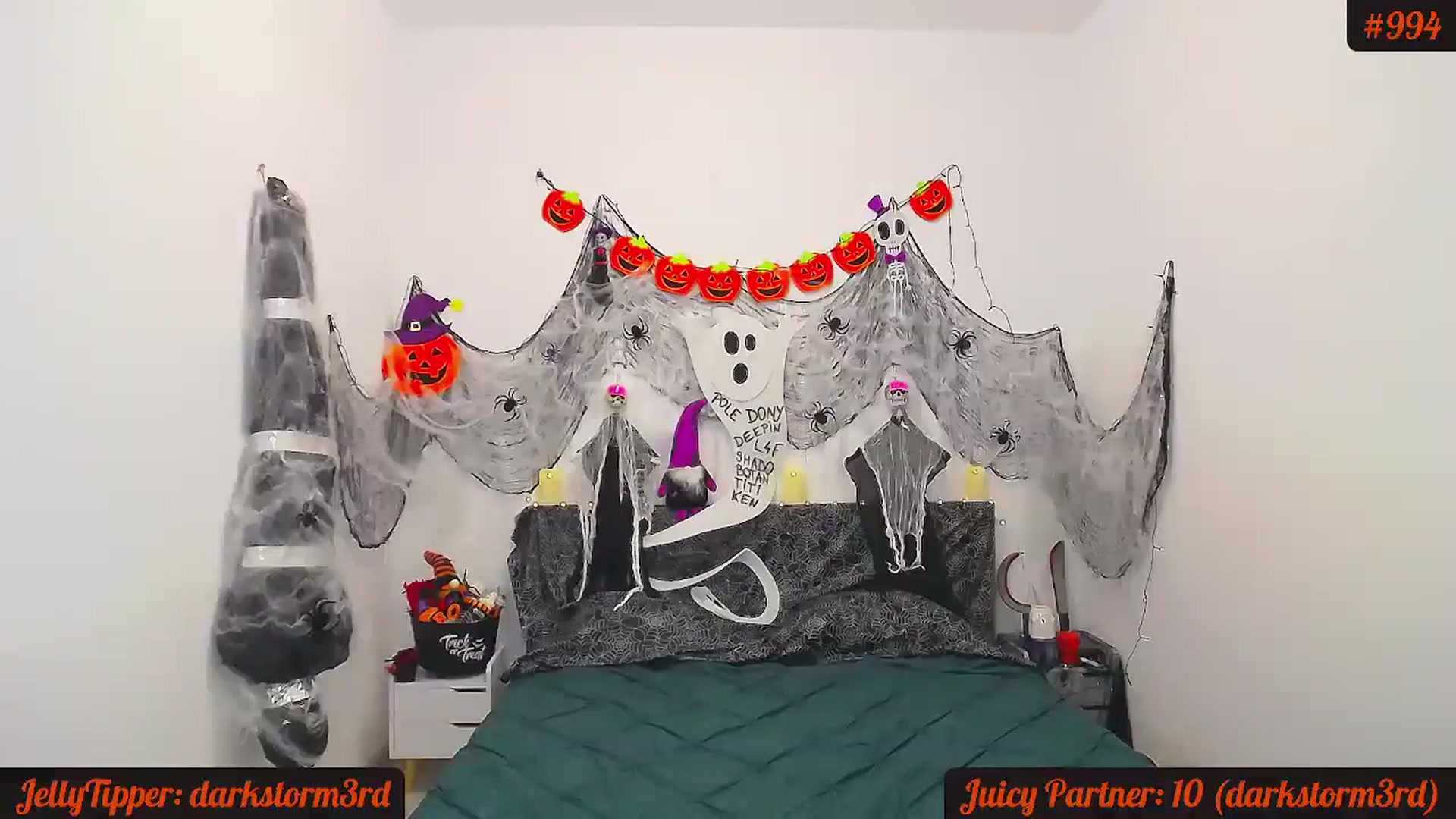 Gallery image thumbnail from JuicyJelly_'s myfreecams stream on, 10/31/2024, 19:09 image 3 of 20