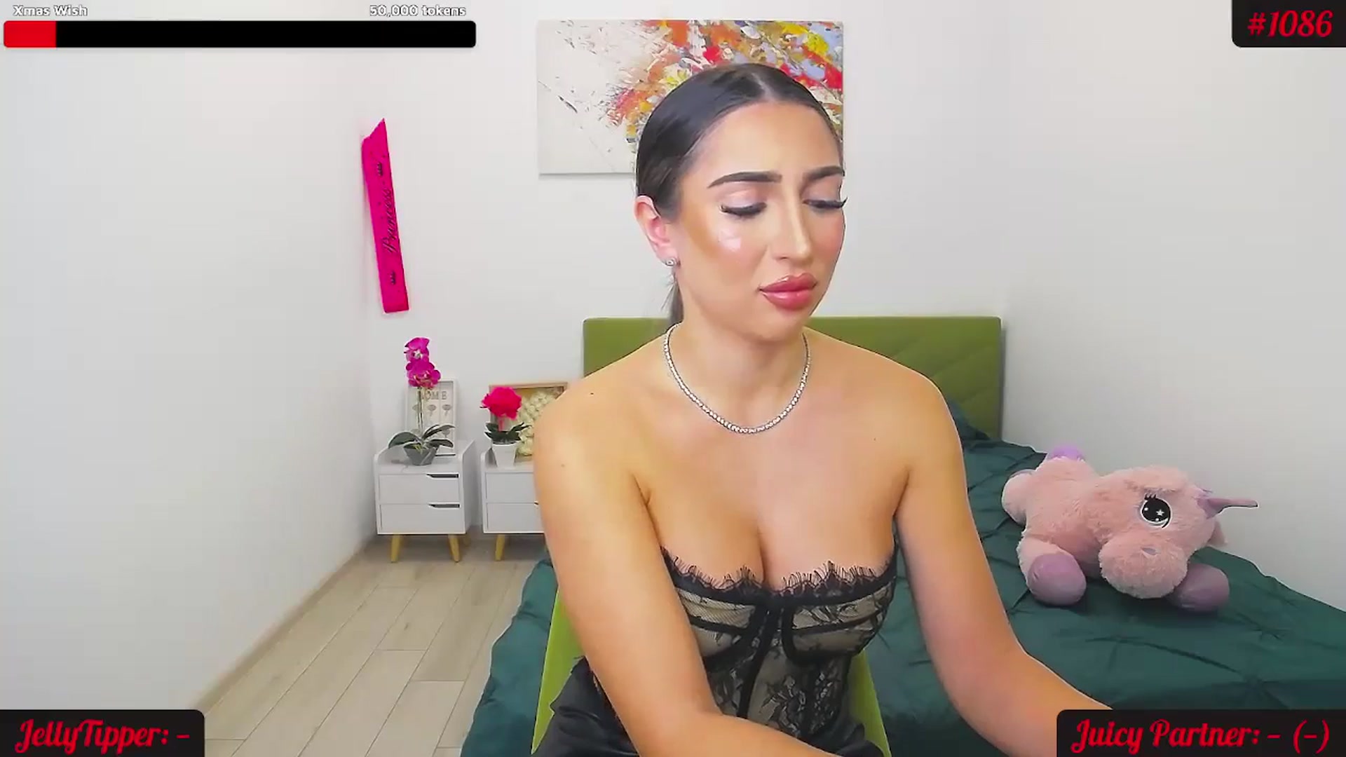 Gallery image thumbnail from JuicyJelly_'s myfreecams stream on, 11/24/2024, 17:51 image 5 of 20