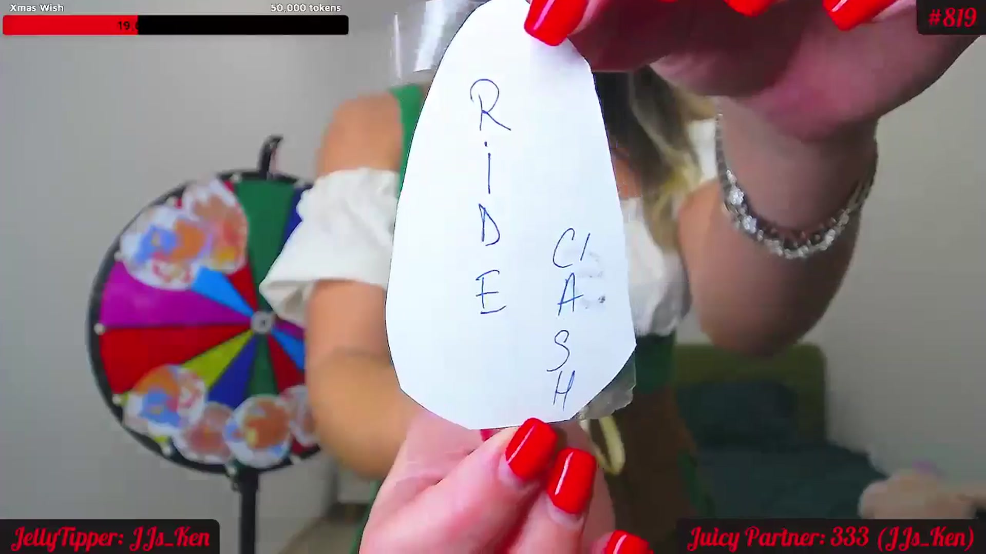 Gallery image thumbnail from JuicyJelly_'s myfreecams stream on, 11/28/2024, 19:40 image 12 of 20