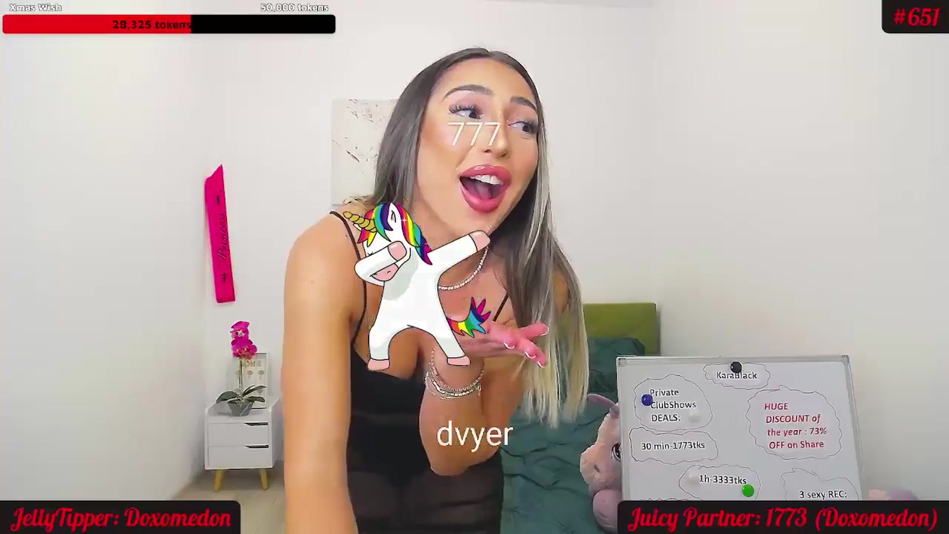 Gallery image thumbnail from JuicyJelly_'s myfreecams stream on, 11/29/2024, 18:43 image 13 of 20
