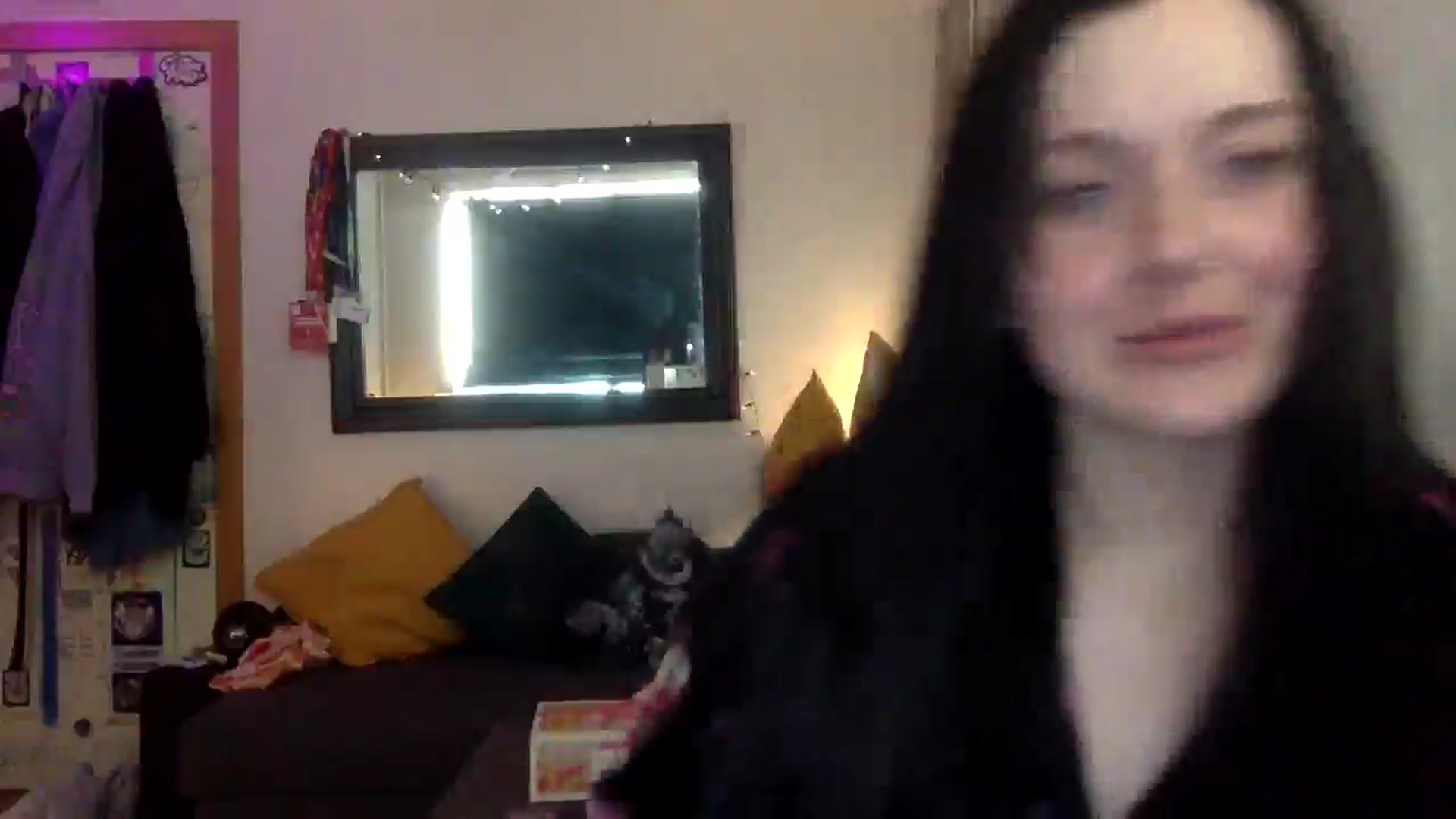 Gallery image thumbnail from JuicyJessica's myfreecams stream on, 04/10/2026, 08:25 image 13 of 20