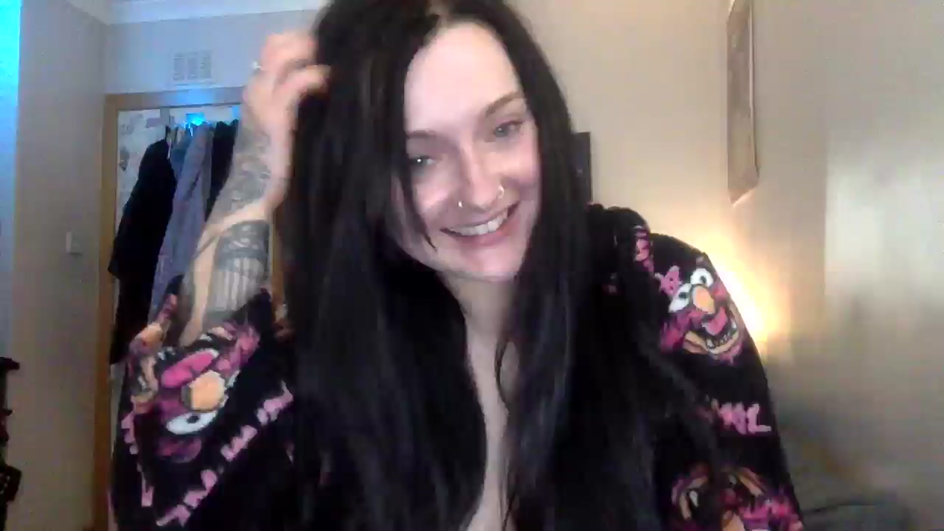 Gallery image thumbnail from JuicyJessica's myfreecams stream on, 04/10/2026, 08:25 image 15 of 20