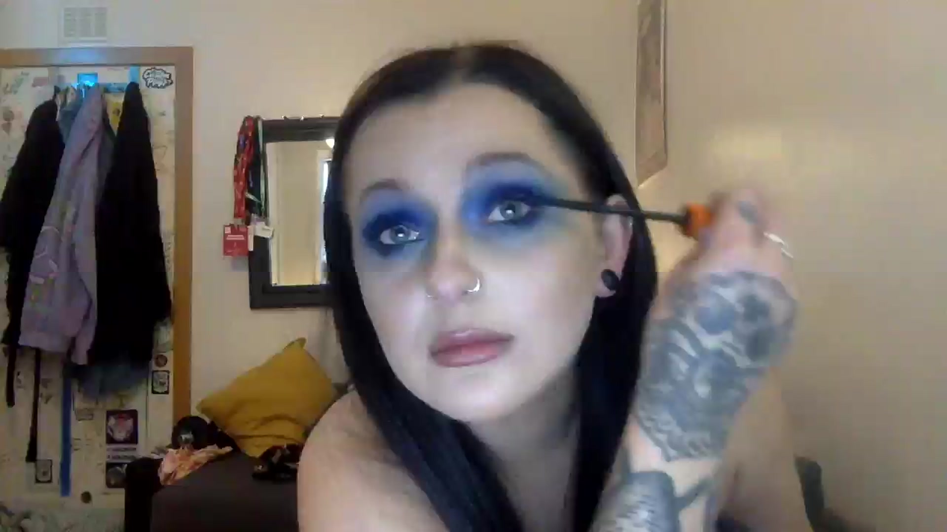 Gallery image thumbnail from JuicyJessica's myfreecams stream on, 04/10/2026, 16:28 image 6 of 20