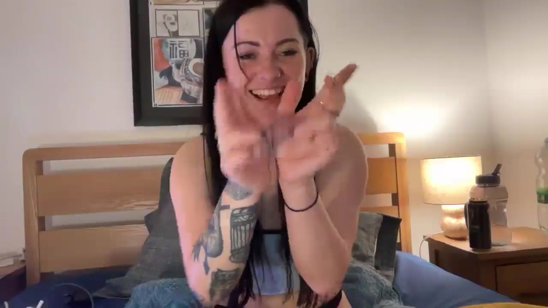 Gallery image thumbnail from JuicyJessica's myfreecams stream on, 04/19/2026, 04:00 image 3 of 20