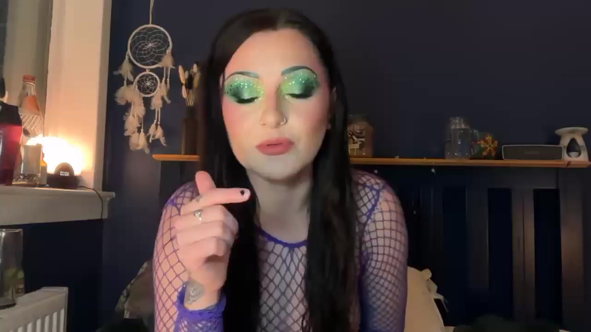 Gallery image thumbnail from JuicyJessica's myfreecams stream on, 04/20/2026, 23:56 image 1 of 20