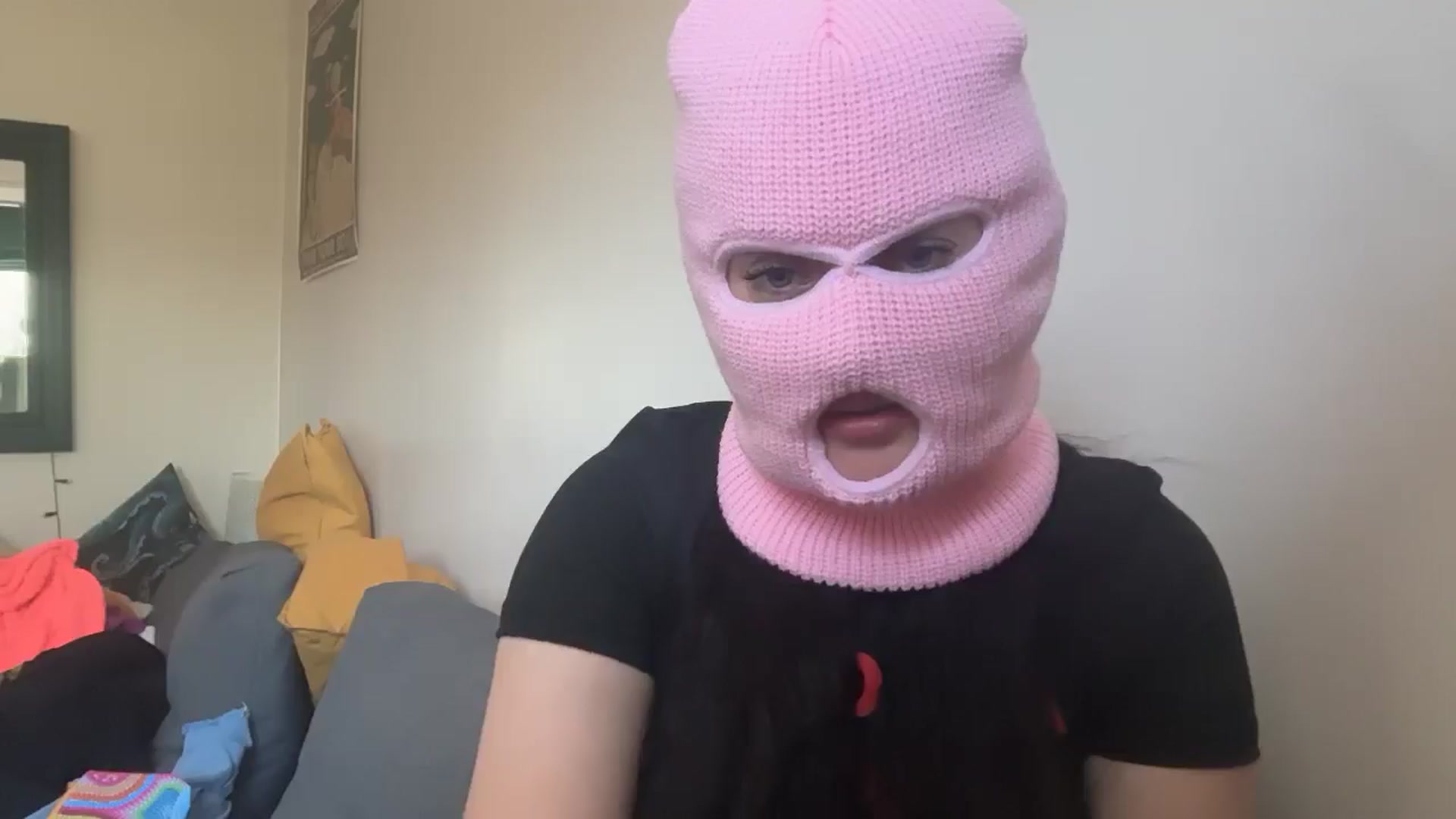 Gallery image thumbnail from JuicyJessica's myfreecams stream on, 04/30/2026, 13:22 image 14 of 20