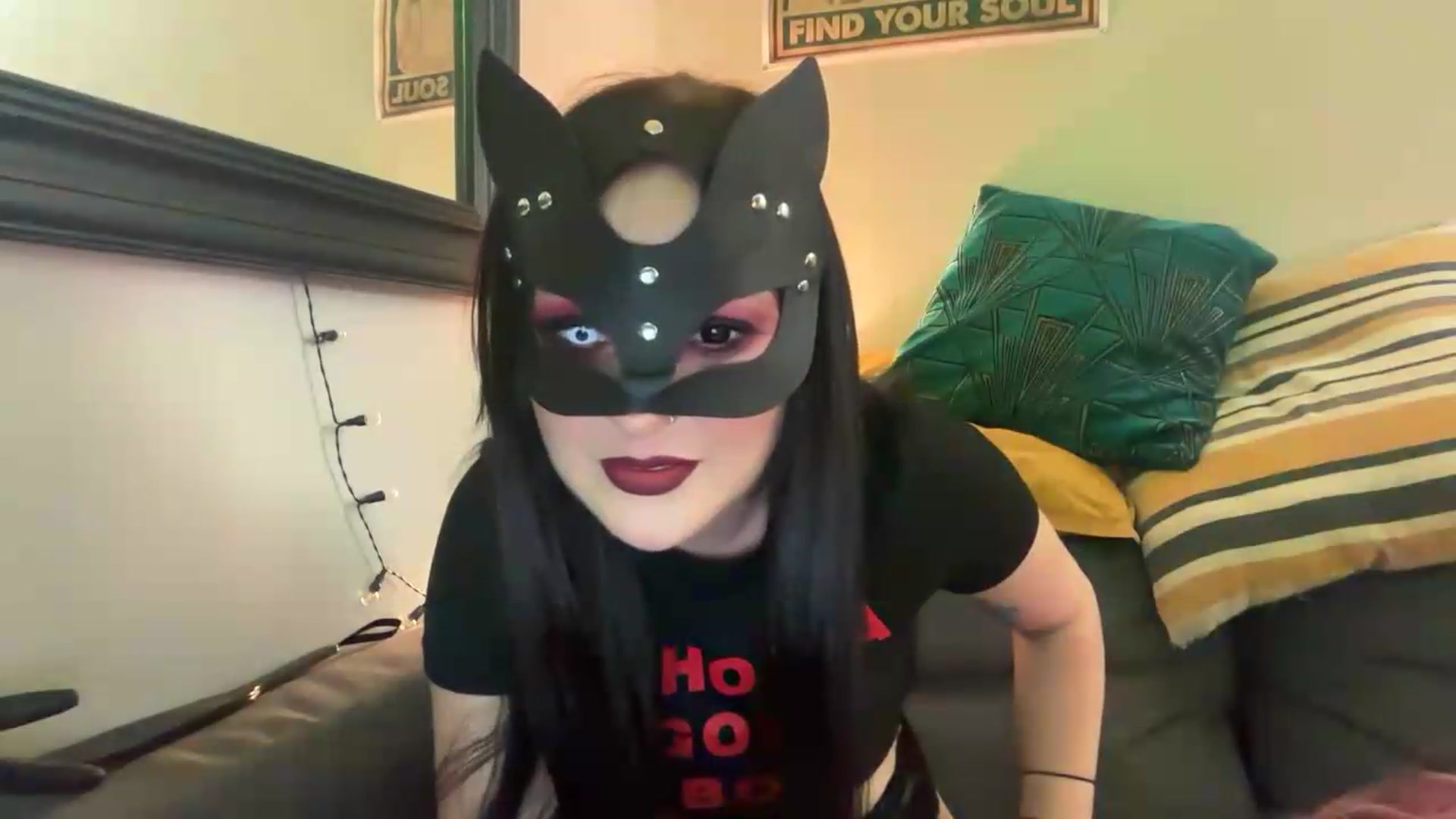 Gallery image thumbnail from JuicyJessica's myfreecams stream on, 05/05/2026, 23:10 image 2 of 20