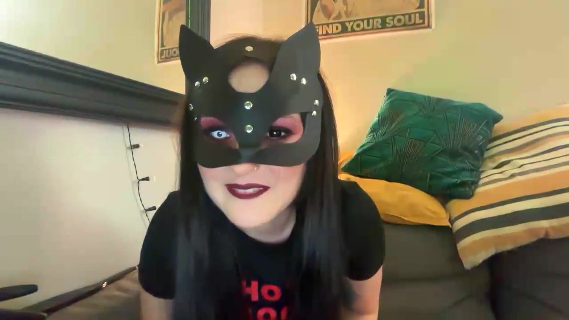Gallery image thumbnail from JuicyJessica's myfreecams stream on, 05/05/2026, 23:10 image 20 of 20