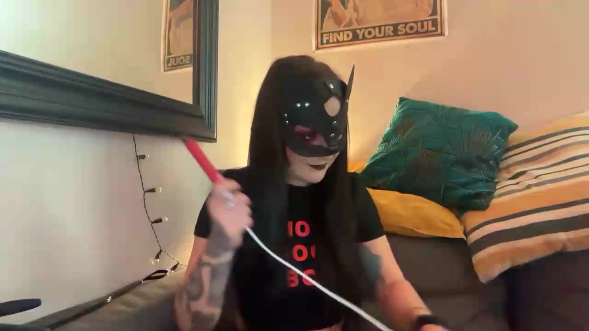 Gallery image thumbnail from JuicyJessica's myfreecams stream on, 05/05/2026, 23:10 image 13 of 20