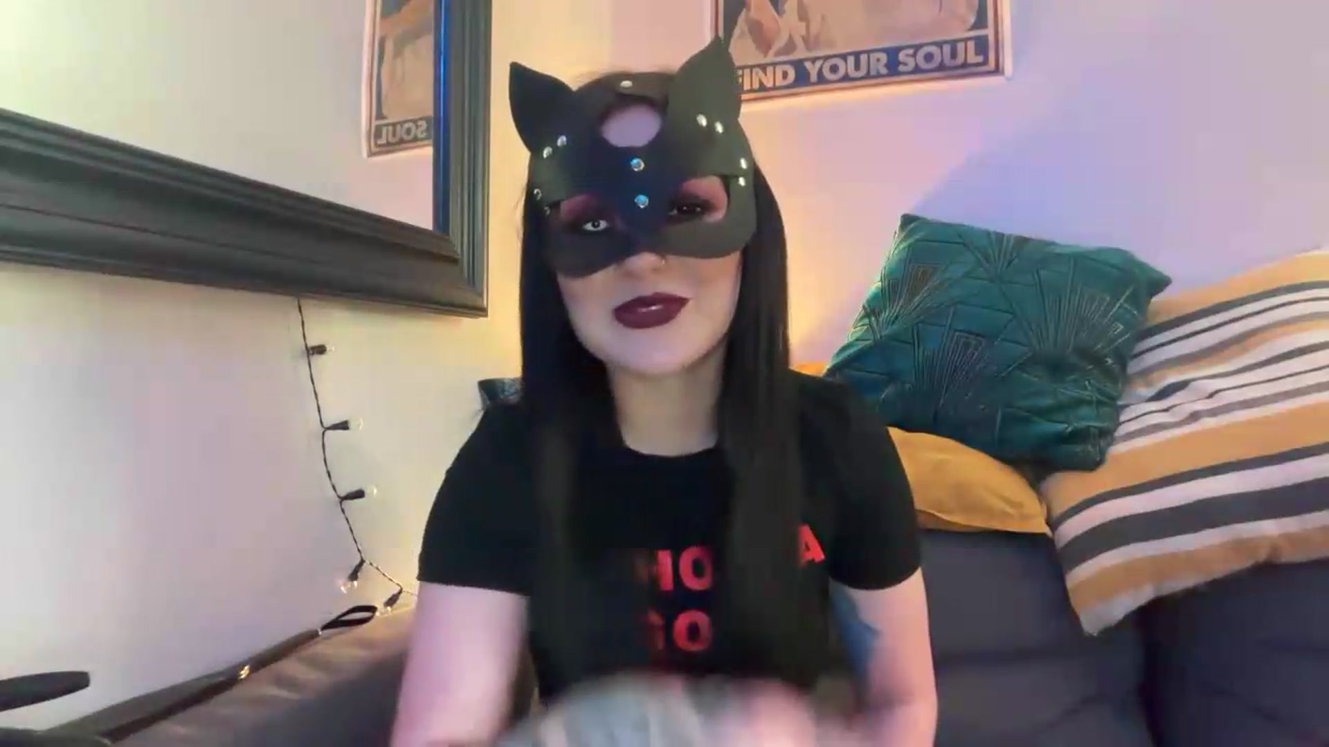 Gallery image thumbnail from JuicyJessica's myfreecams stream on, 05/05/2026, 23:10 image 14 of 20