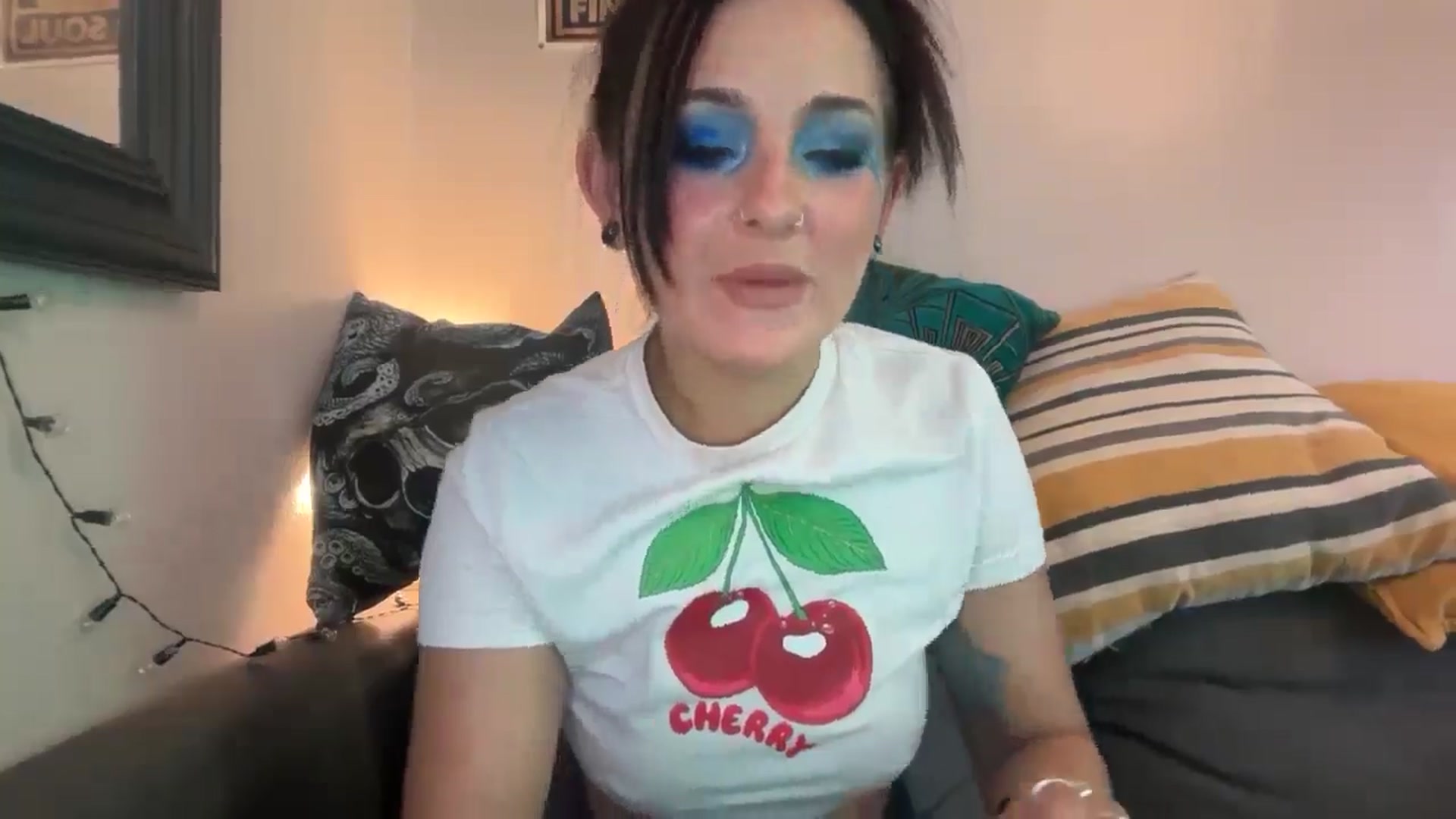 Gallery image thumbnail from JuicyJessica's myfreecams stream on, 05/07/2026, 21:53 image 3 of 20