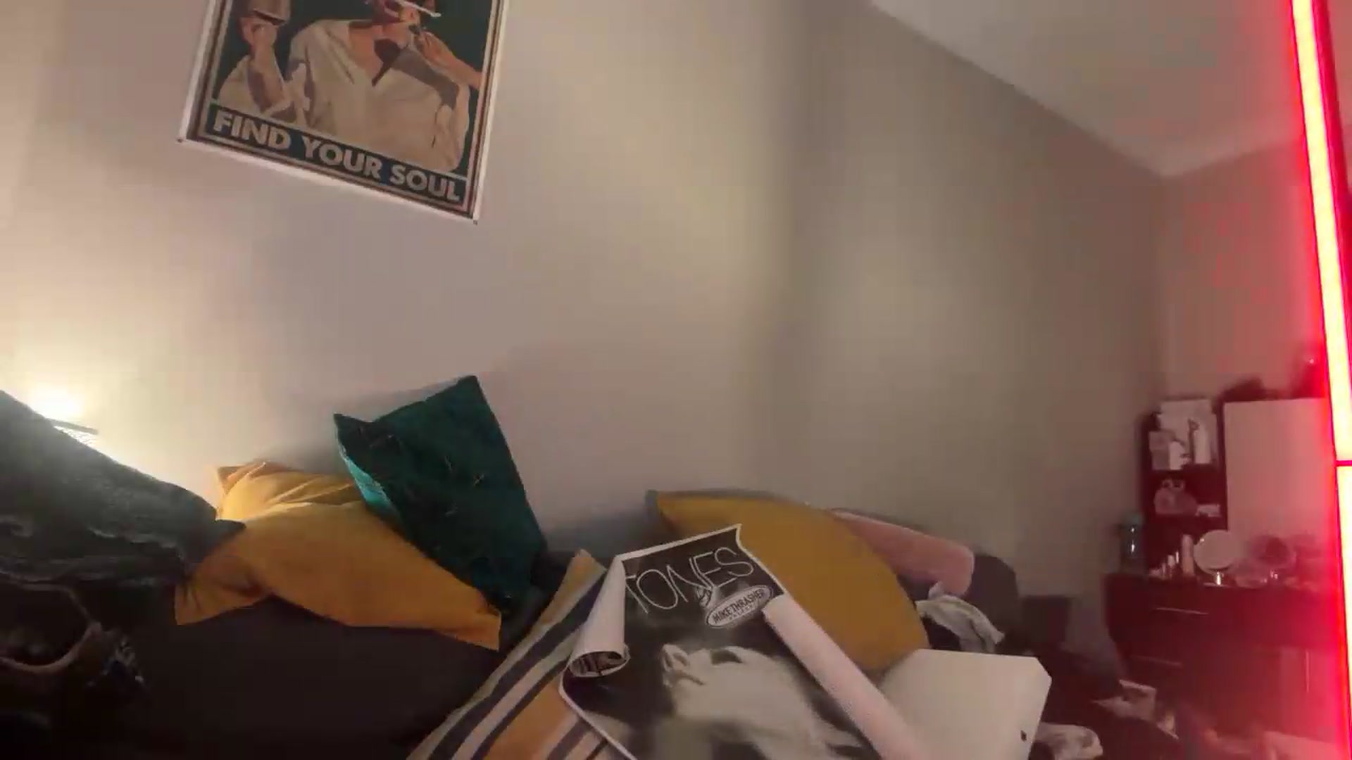 Gallery image thumbnail from JuicyJessica's myfreecams stream on, 05/16/2026, 22:42 image 11 of 20