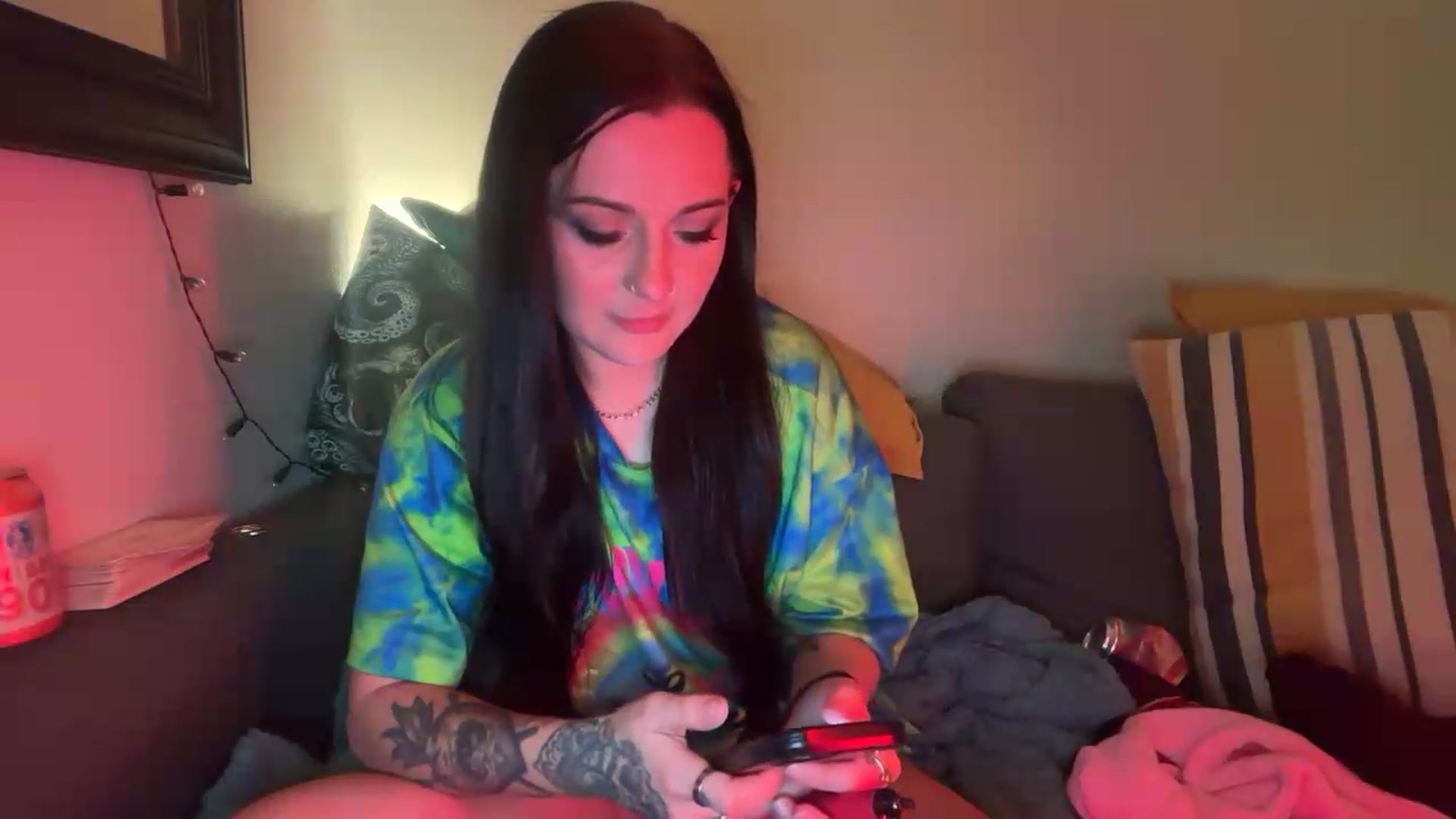 Gallery image thumbnail from JuicyJessica's myfreecams stream on, 05/16/2026, 23:24 image 7 of 20
