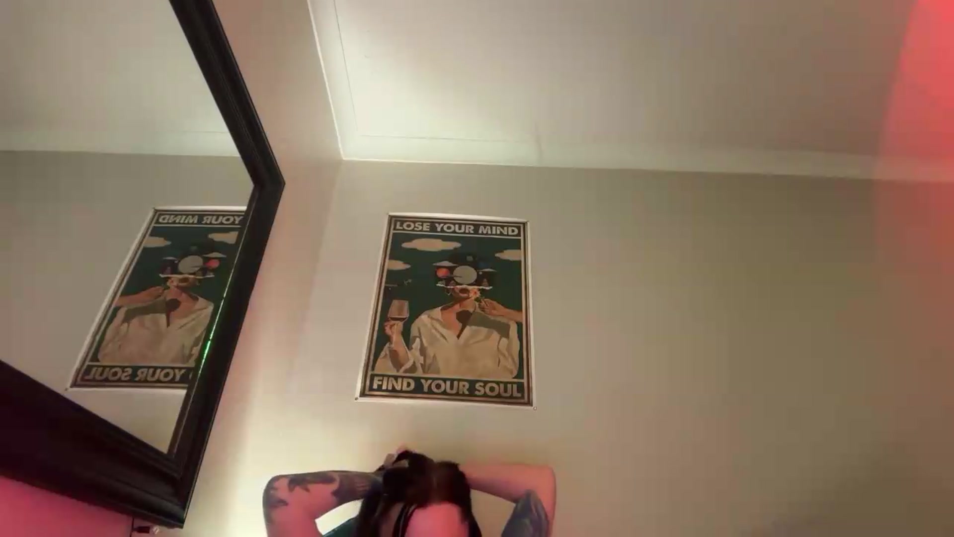 Gallery image thumbnail from JuicyJessica's myfreecams stream on, 05/16/2026, 23:24 image 2 of 20