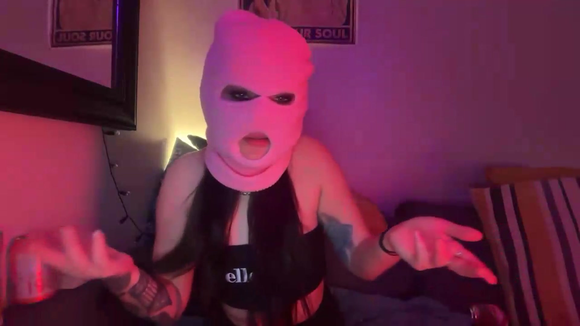 Gallery image thumbnail from JuicyJessica's myfreecams stream on, 05/16/2026, 23:24 image 5 of 20