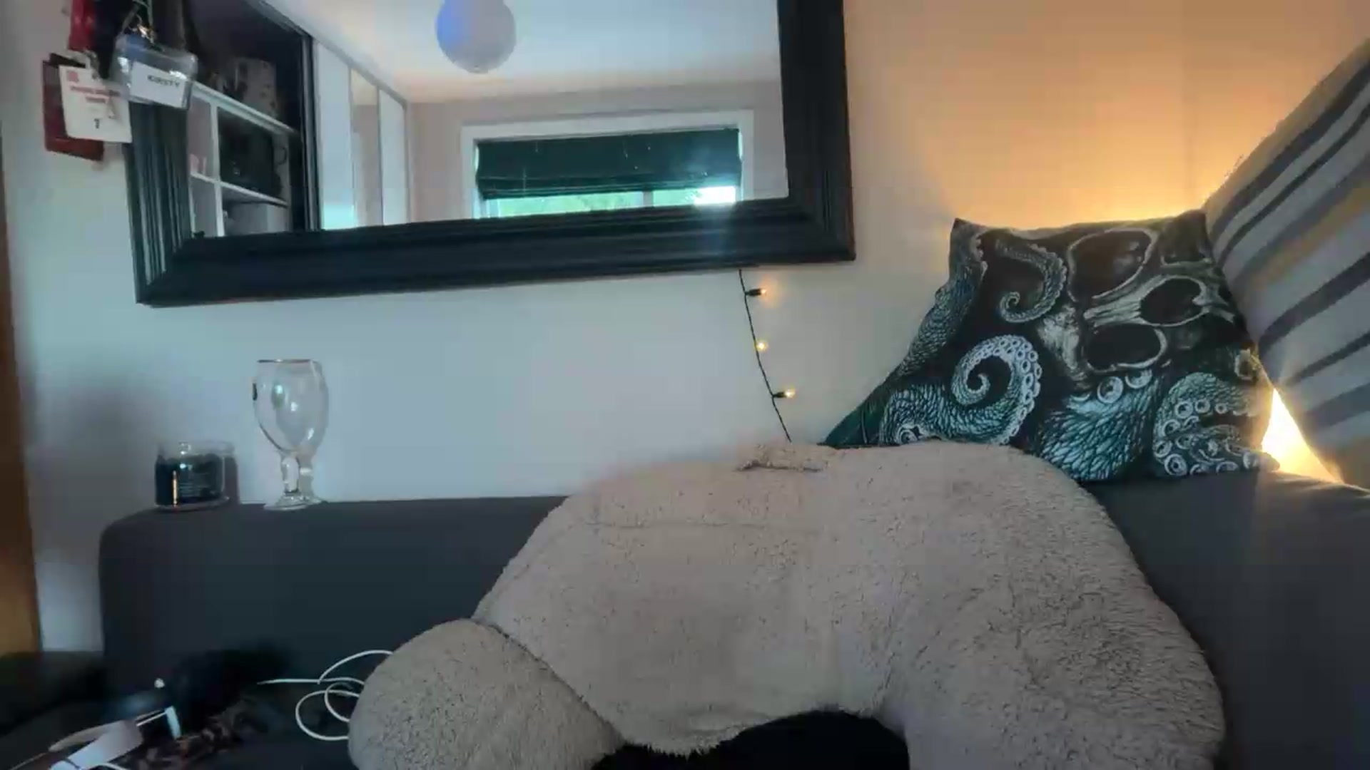 Gallery image thumbnail from JuicyJessica's myfreecams stream on, 05/25/2026, 20:54 image 12 of 20