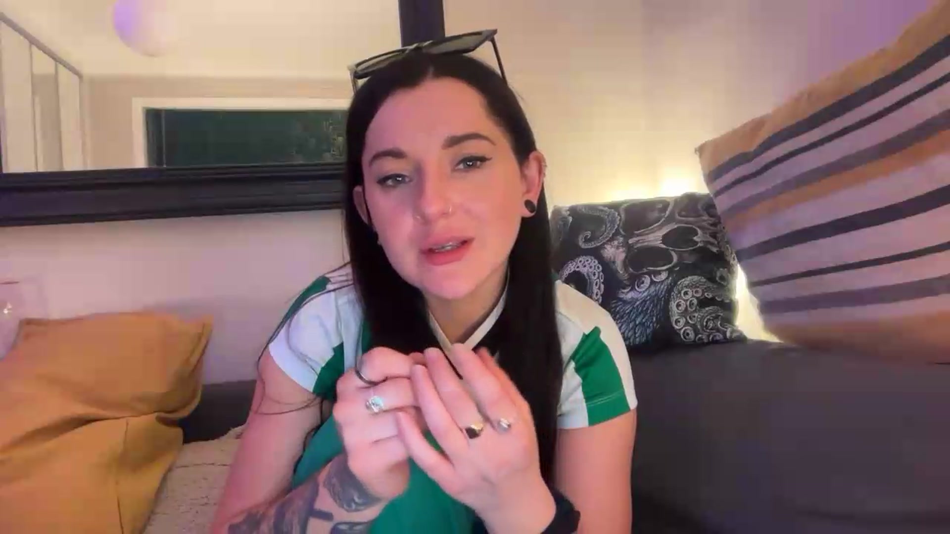 Gallery image thumbnail from JuicyJessica's myfreecams stream on, 05/26/2026, 24:56 image 6 of 20
