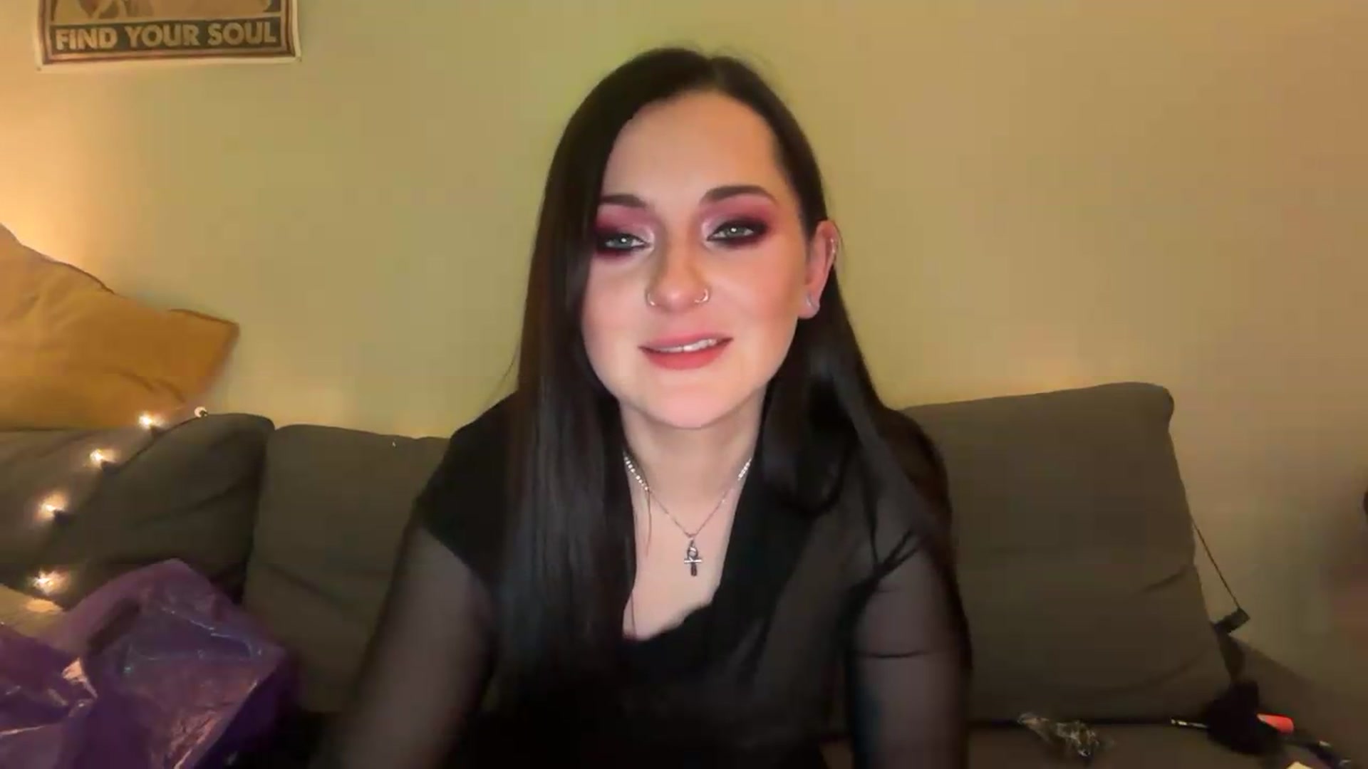 Gallery image thumbnail from JuicyJessica's myfreecams stream on, 06/12/2026, 24:00 image 16 of 20