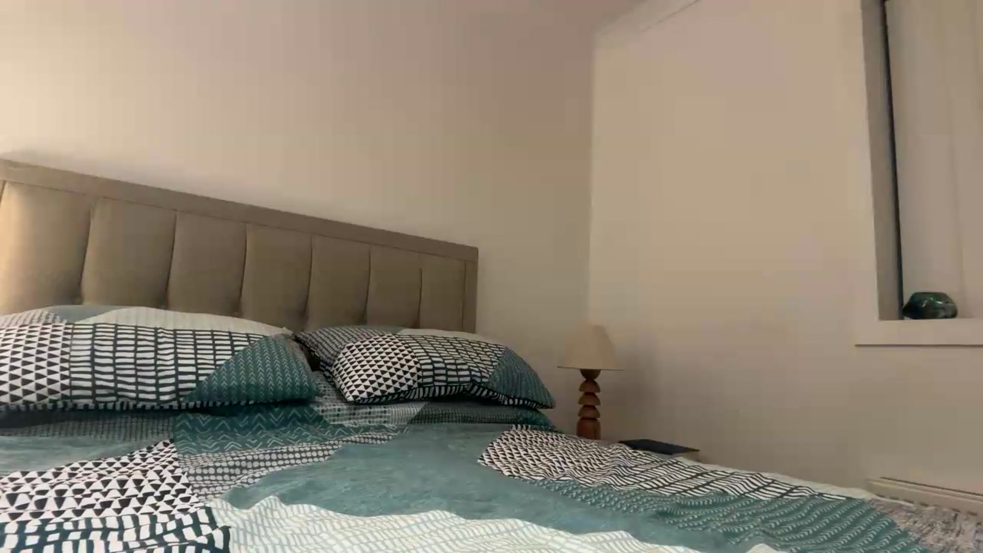 Gallery image thumbnail from JuicyJessica's myfreecams stream on, 06/22/2026, 24:39 image 16 of 20