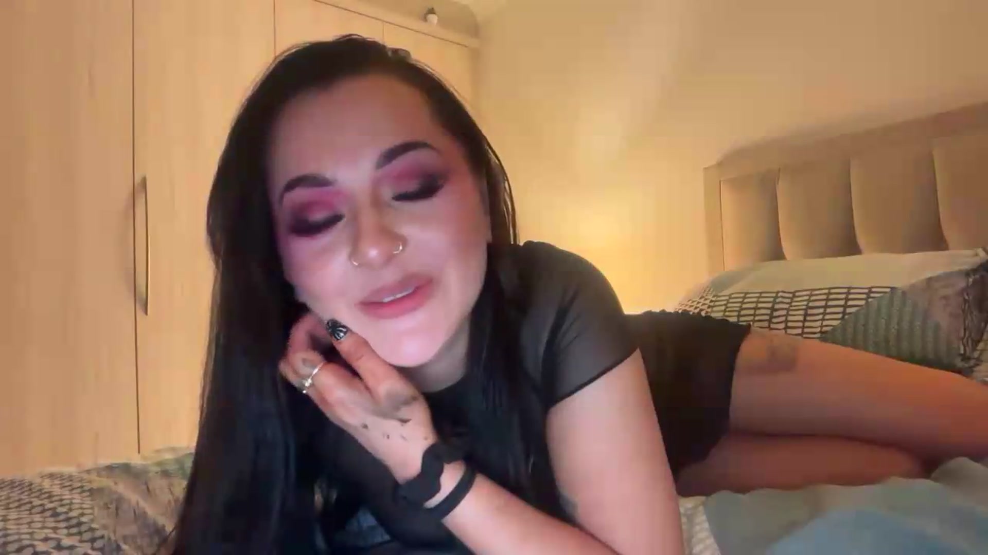 Gallery image thumbnail from JuicyJessica's myfreecams stream on, 06/22/2026, 01:35 image 18 of 20