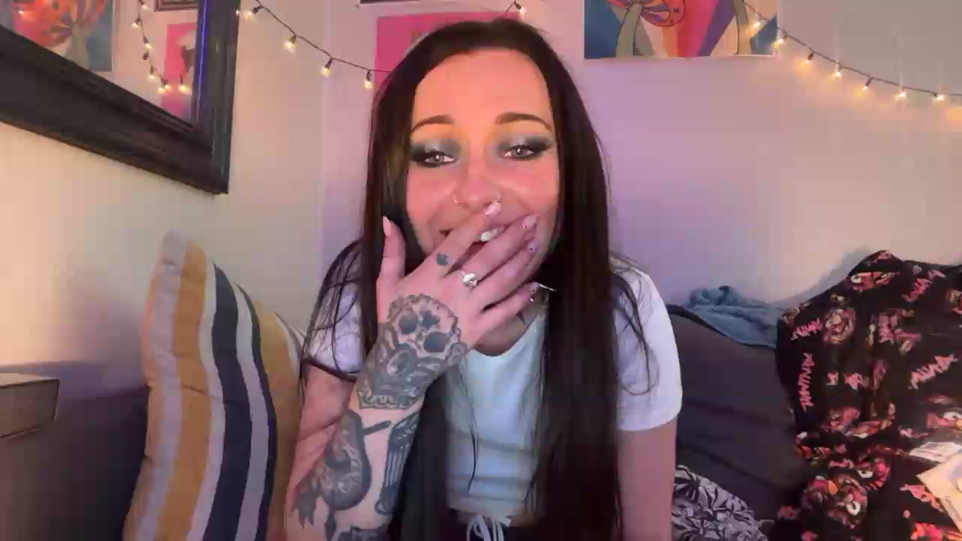 Gallery image thumbnail from JuicyJessica's myfreecams stream on, 08/16/2026, 01:30 image 10 of 20
