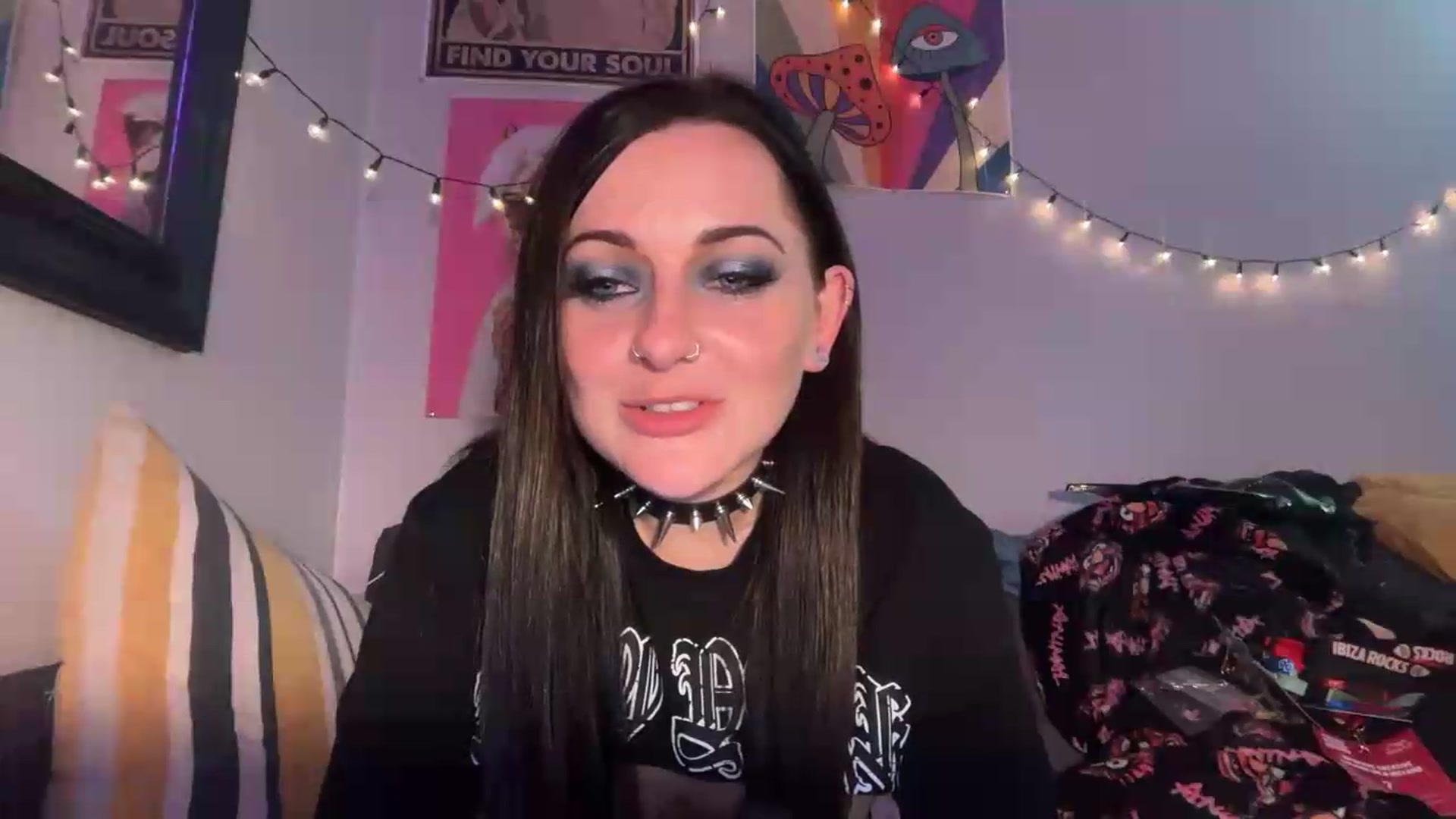 Gallery image thumbnail from JuicyJessica's myfreecams stream on, 08/16/2026, 01:30 image 20 of 20