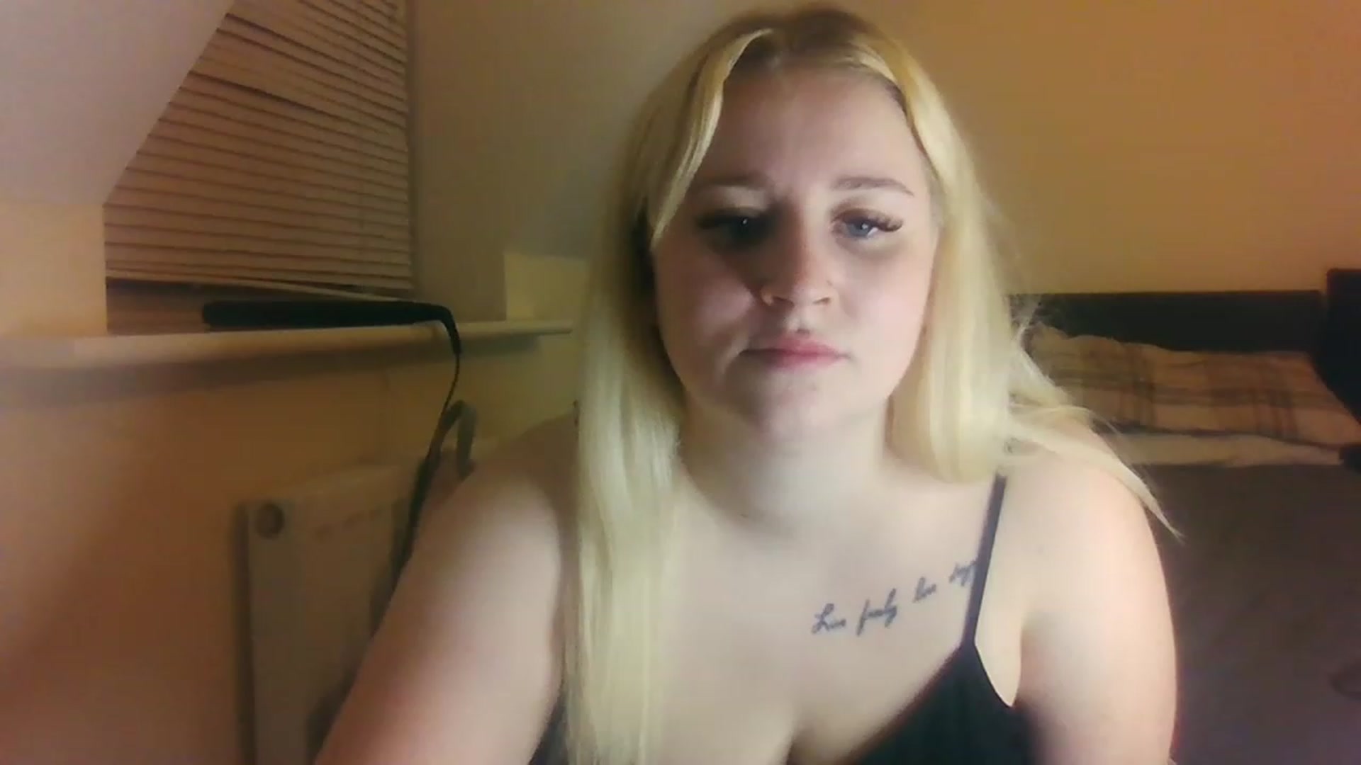 Gallery image thumbnail from JuicyJorgie's myfreecams stream on, 11/27/2022, 20:26 image 16 of 20